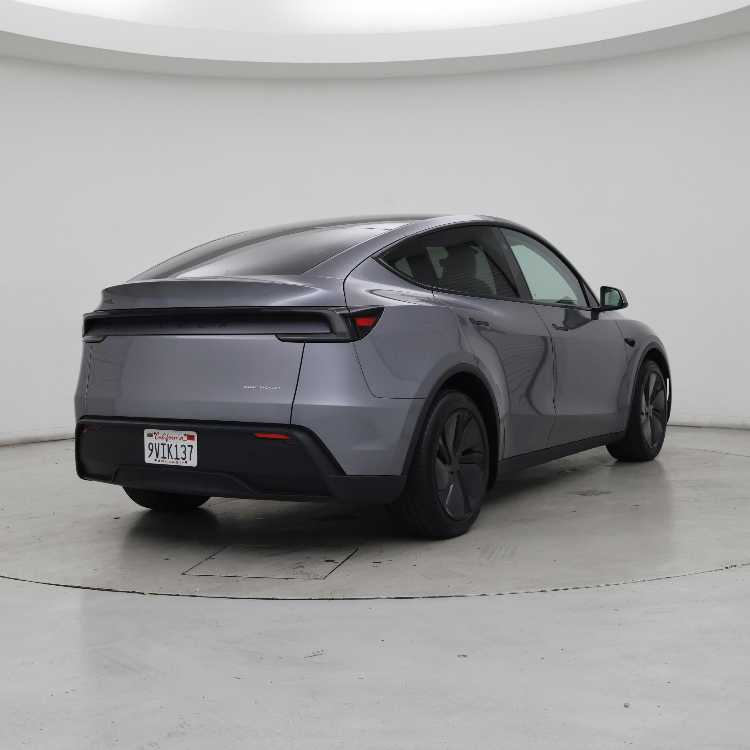 Thumbnail: 2026 Tesla Model Y - 8