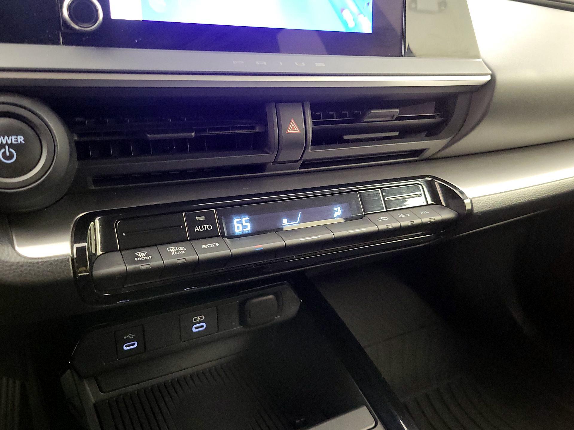 Thumbnail: 2024 Toyota Prius - 16