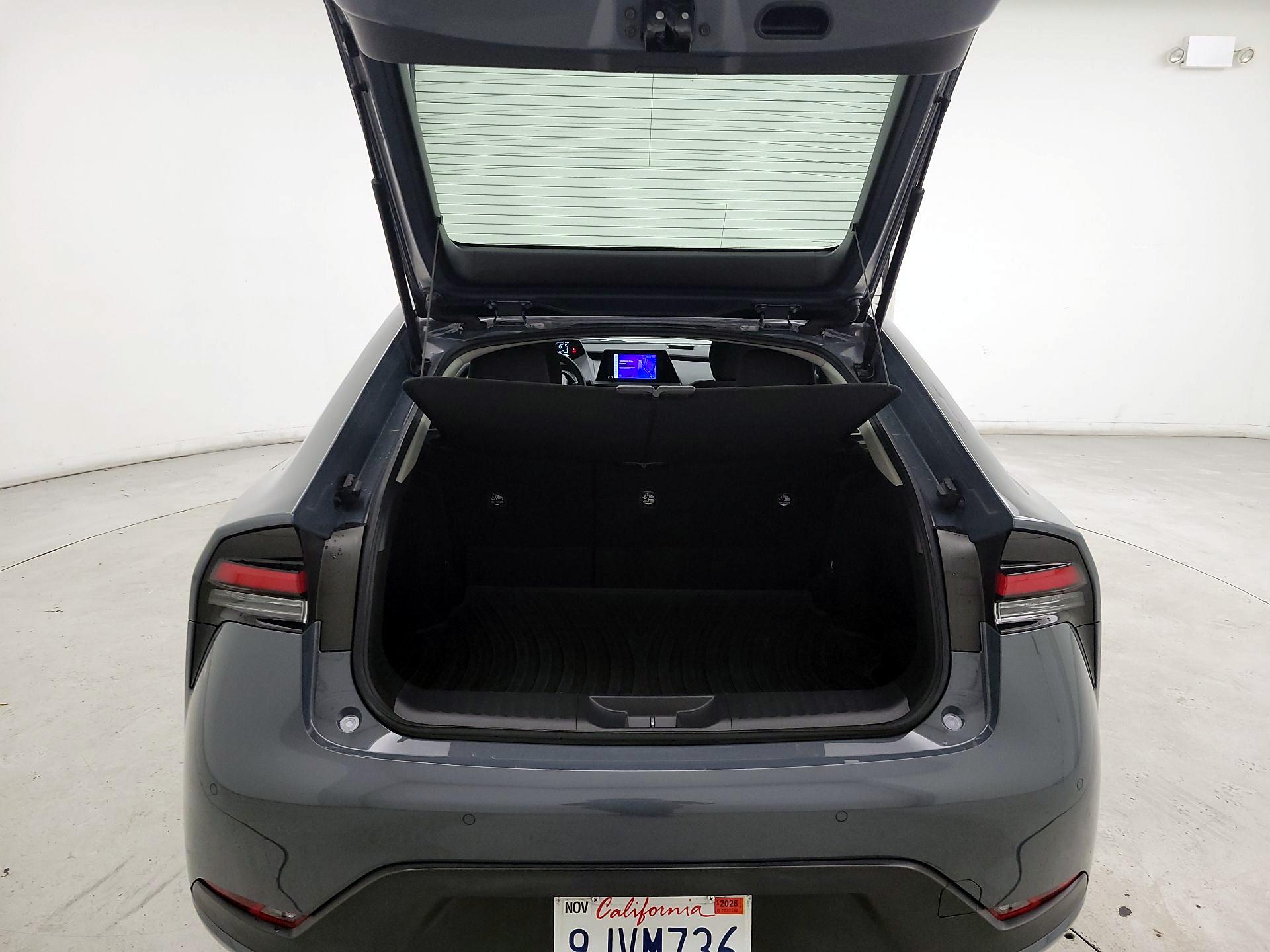 Thumbnail: 2024 Toyota Prius - 20