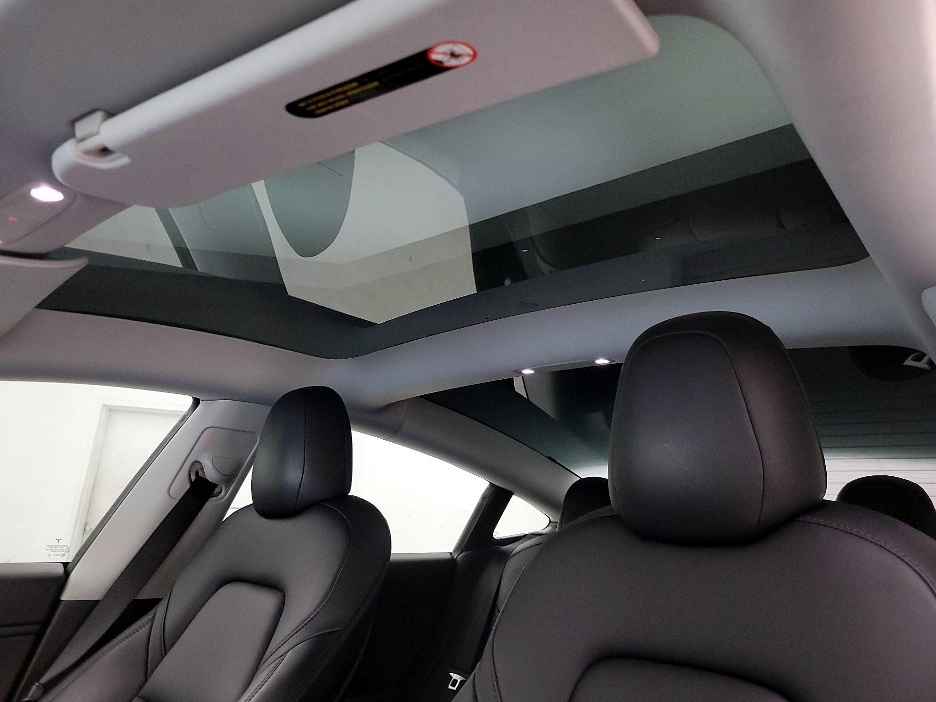 Thumbnail: 2021 Tesla Model 3 - 18