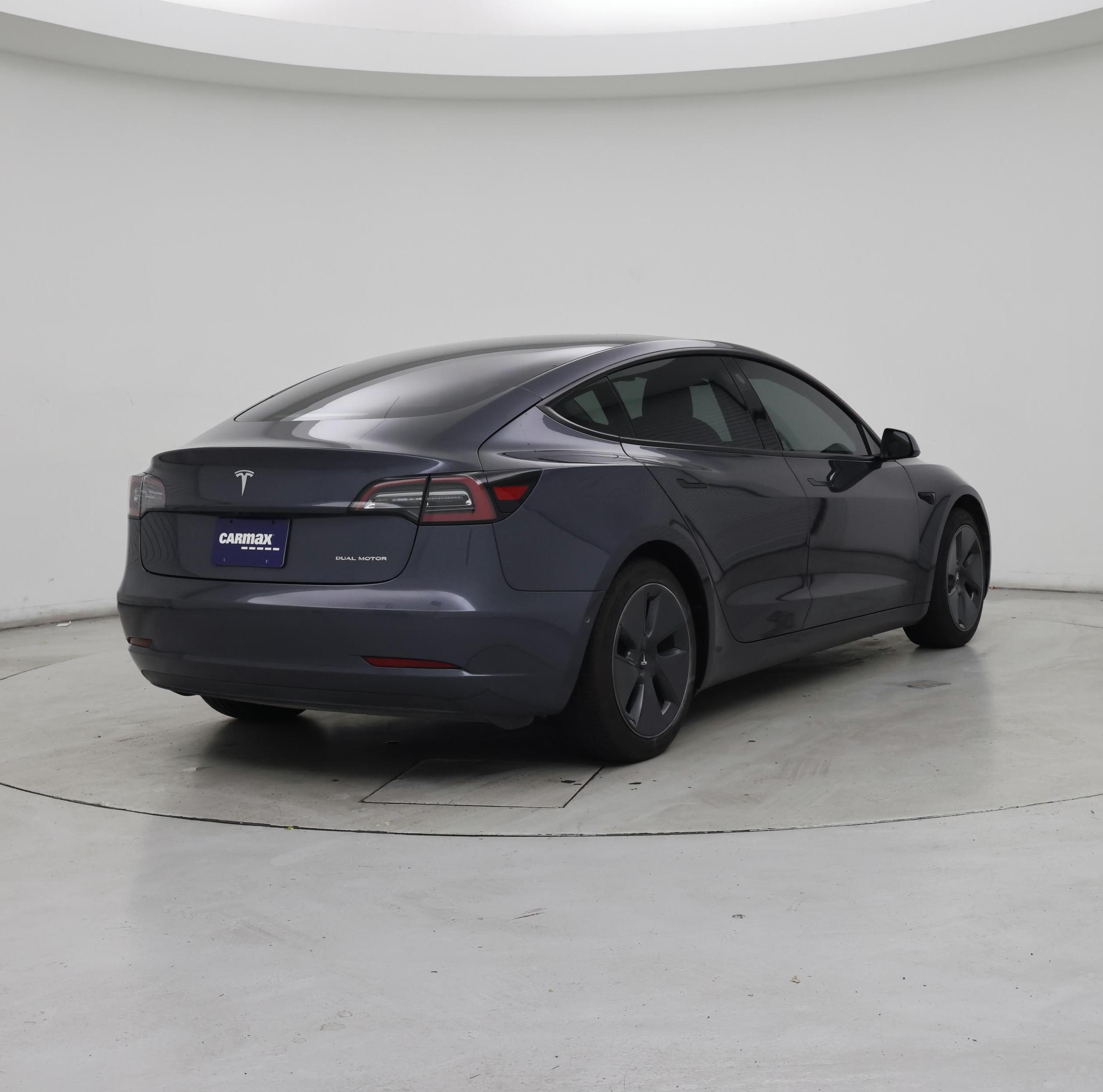 Thumbnail: 2021 Tesla Model 3 - 8
