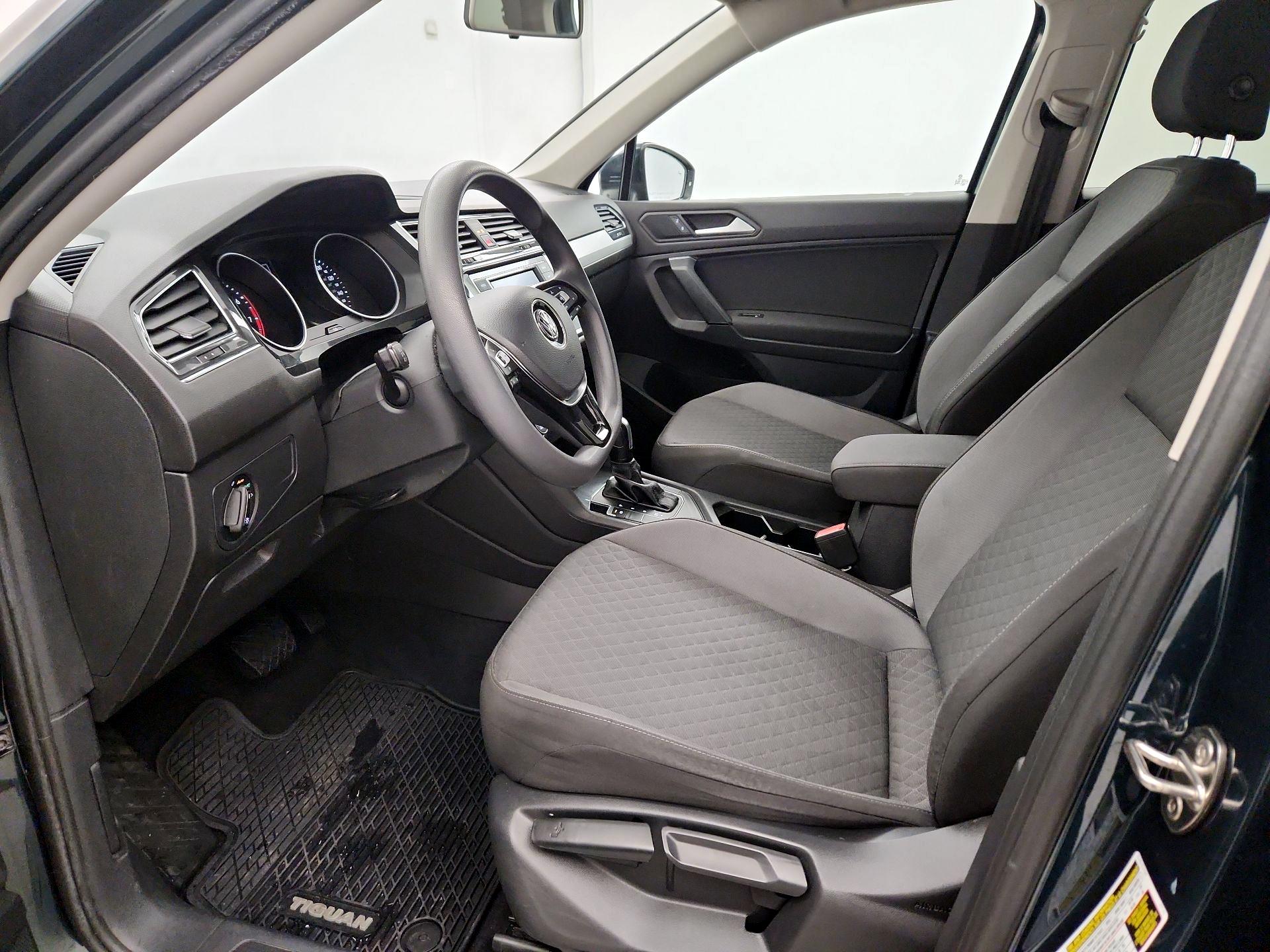 Thumbnail: 2019 Volkswagen Tiguan - 11