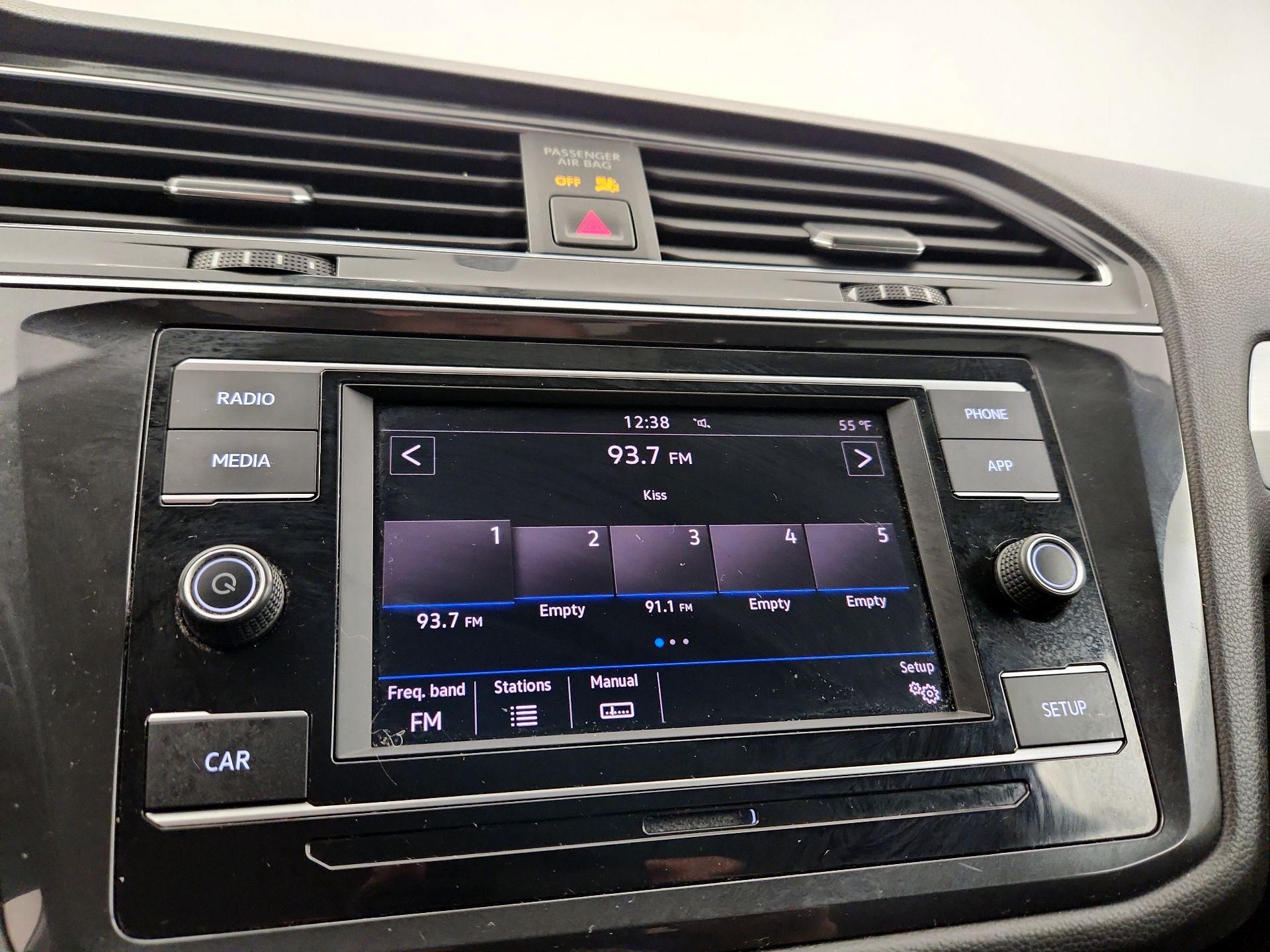 Thumbnail: 2019 Volkswagen Tiguan - 15