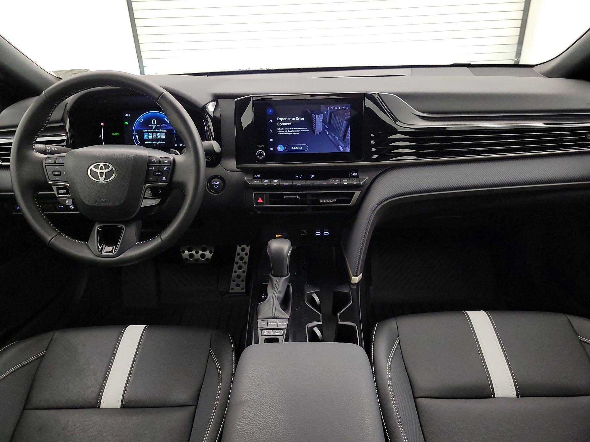 Thumbnail: 2025 Toyota Camry - 9