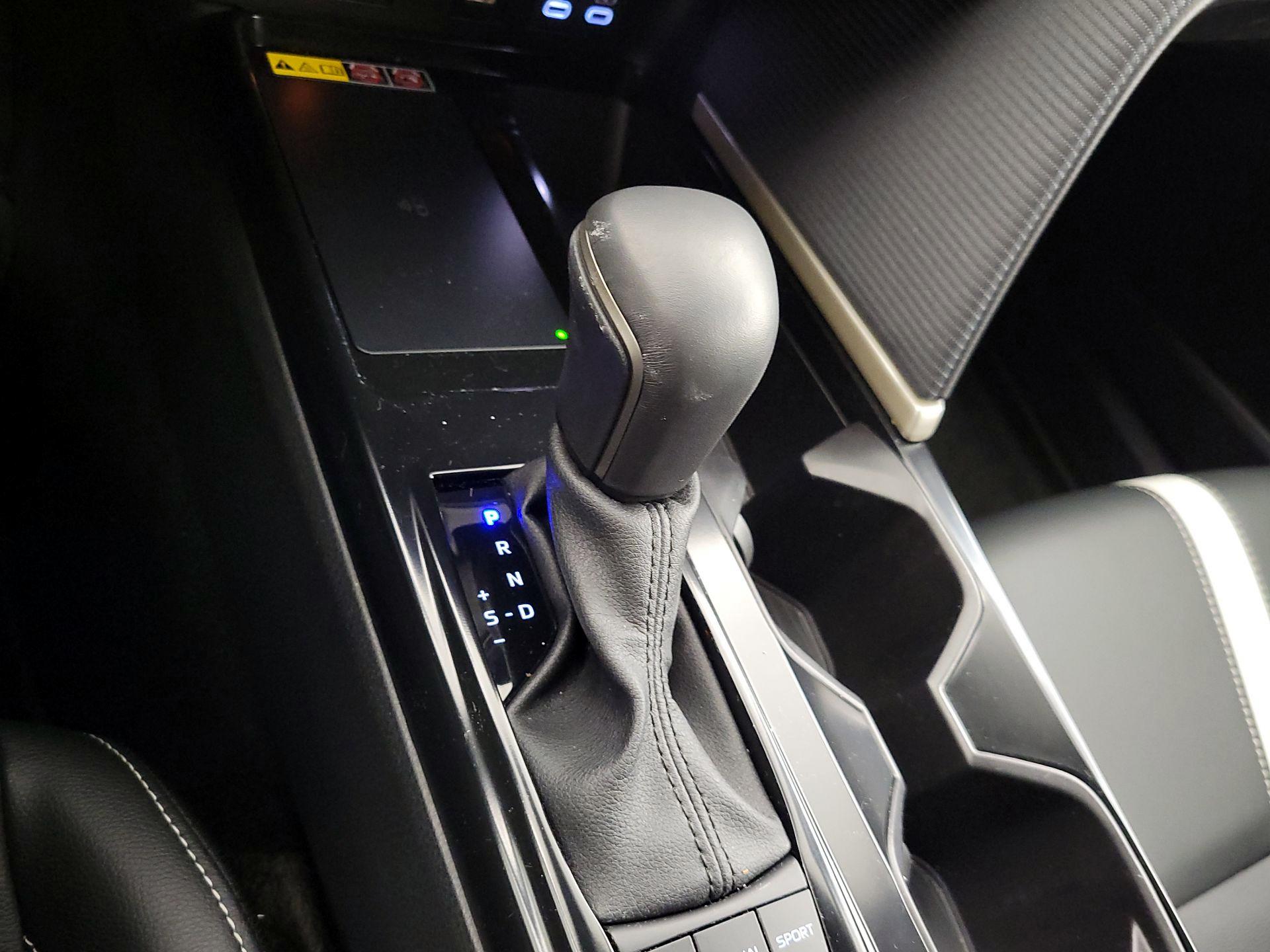 Thumbnail: 2025 Toyota Camry - 17