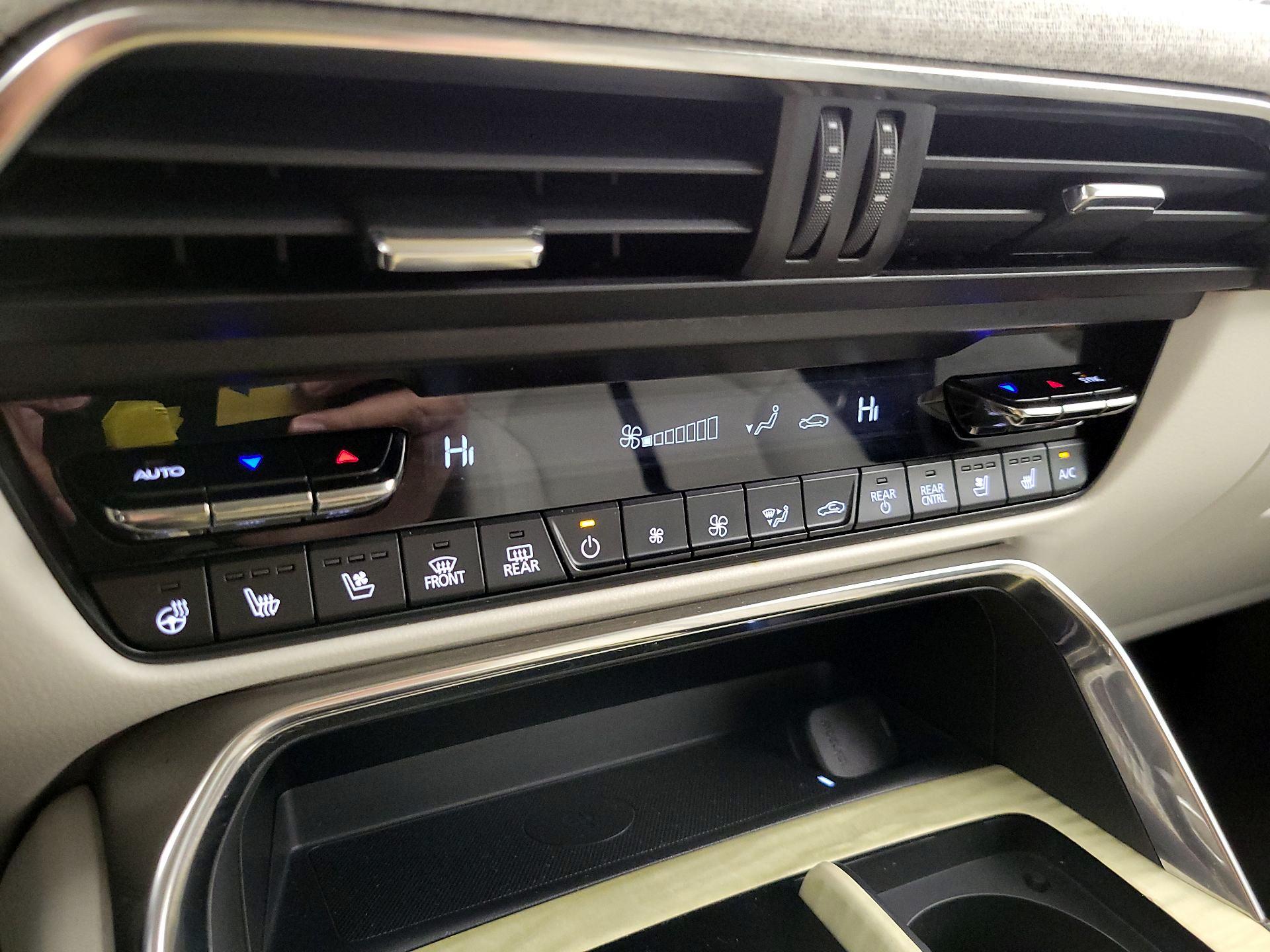 Thumbnail: 2024 Mazda CX-90 - 17