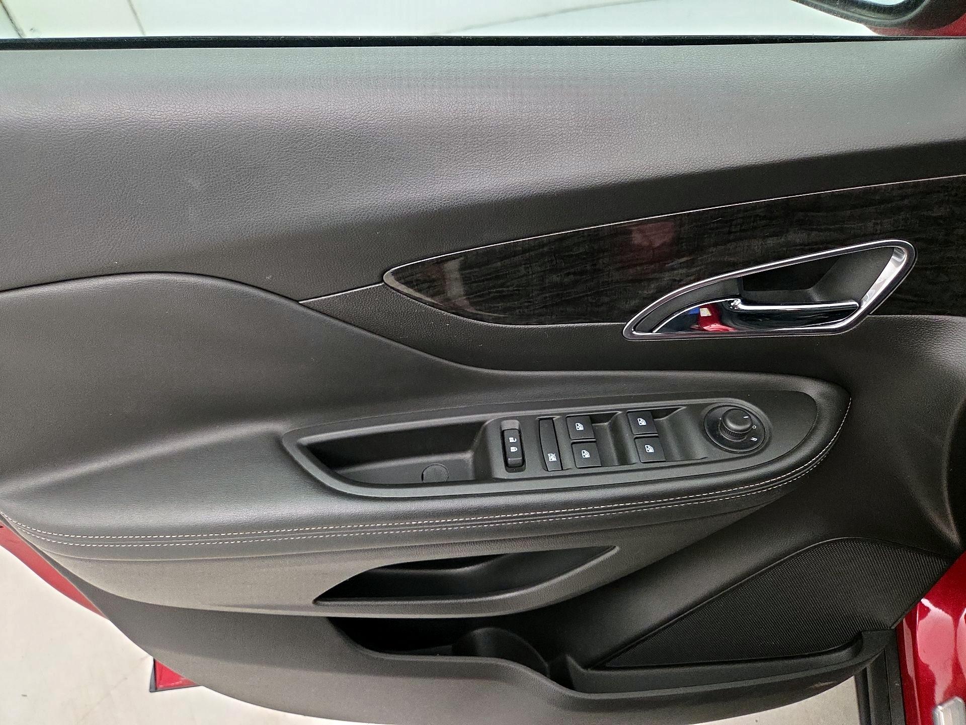 Thumbnail: 2016 Buick Encore - 12