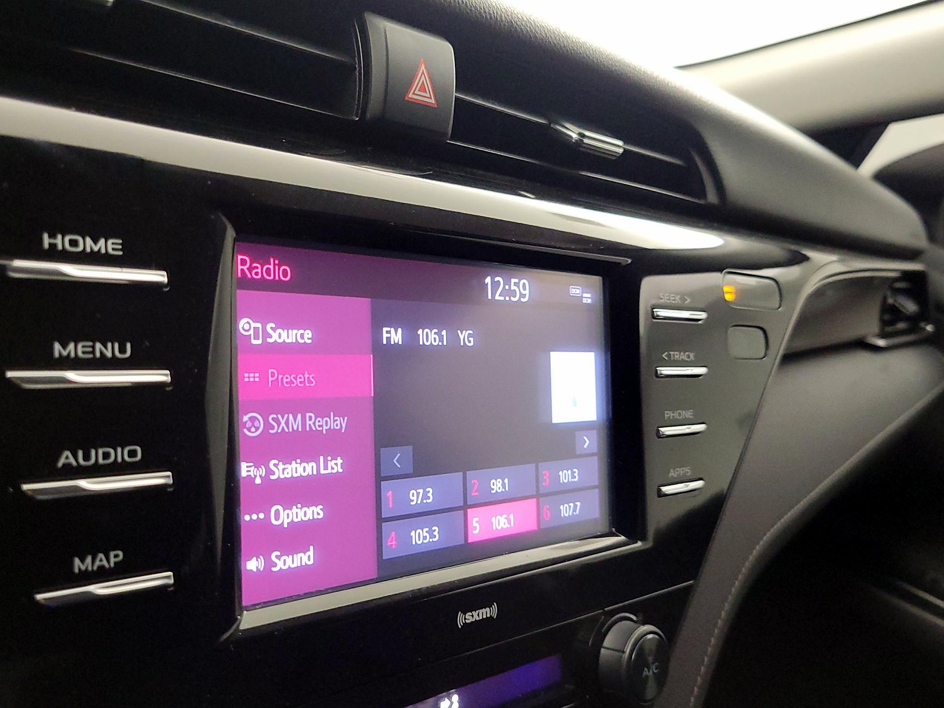 Thumbnail: 2020 Toyota Camry - 15