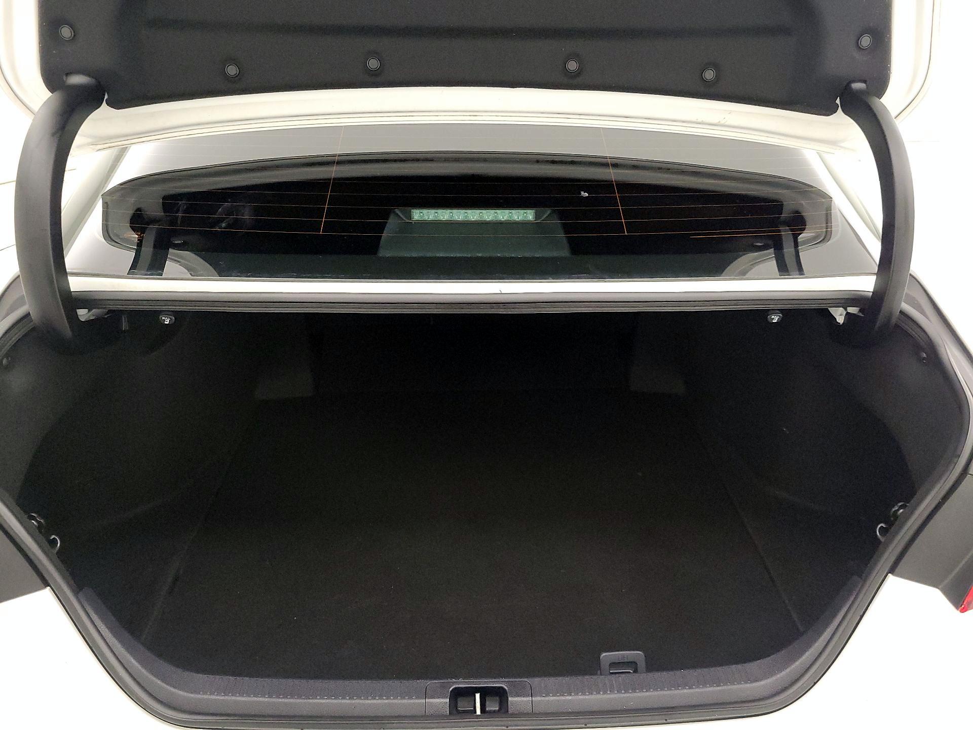 Thumbnail: 2020 Toyota Camry - 19