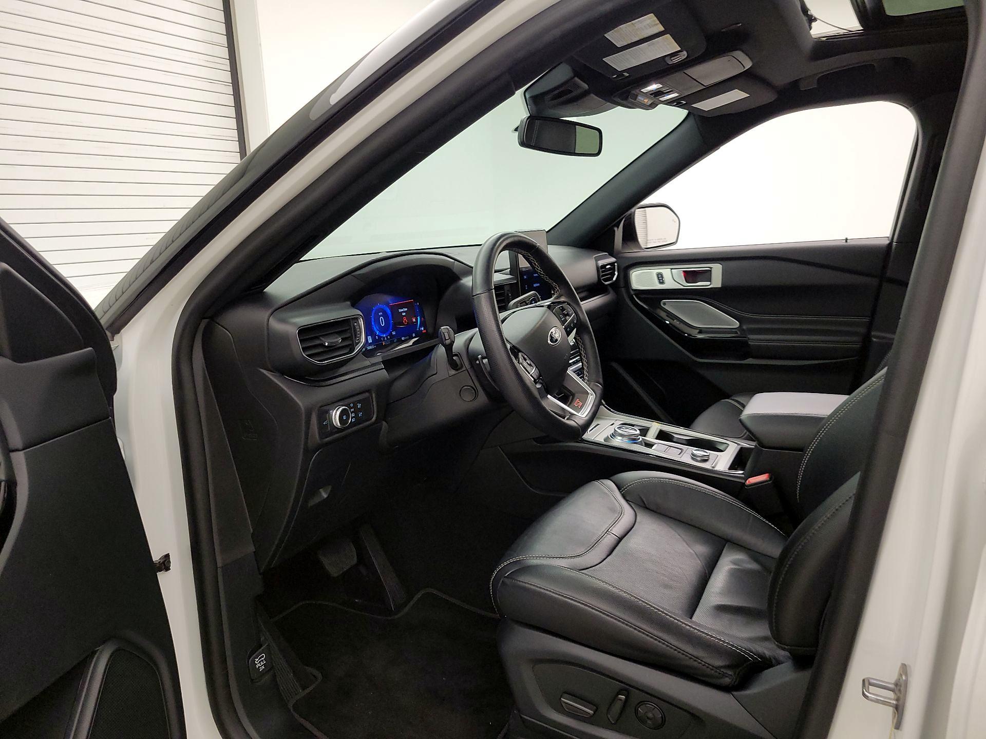 Thumbnail: 2021 Ford Explorer - 11