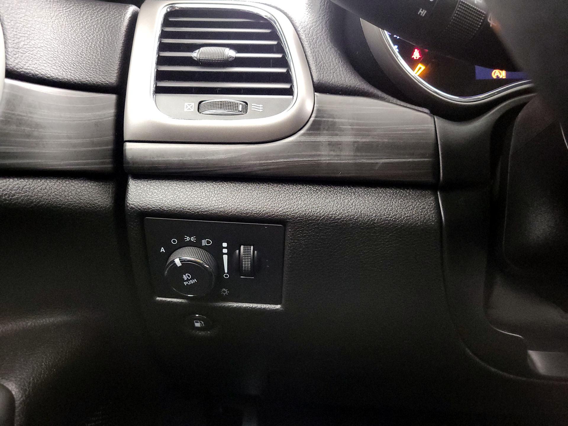 Thumbnail: 2021 Jeep Grand Cherokee - 13