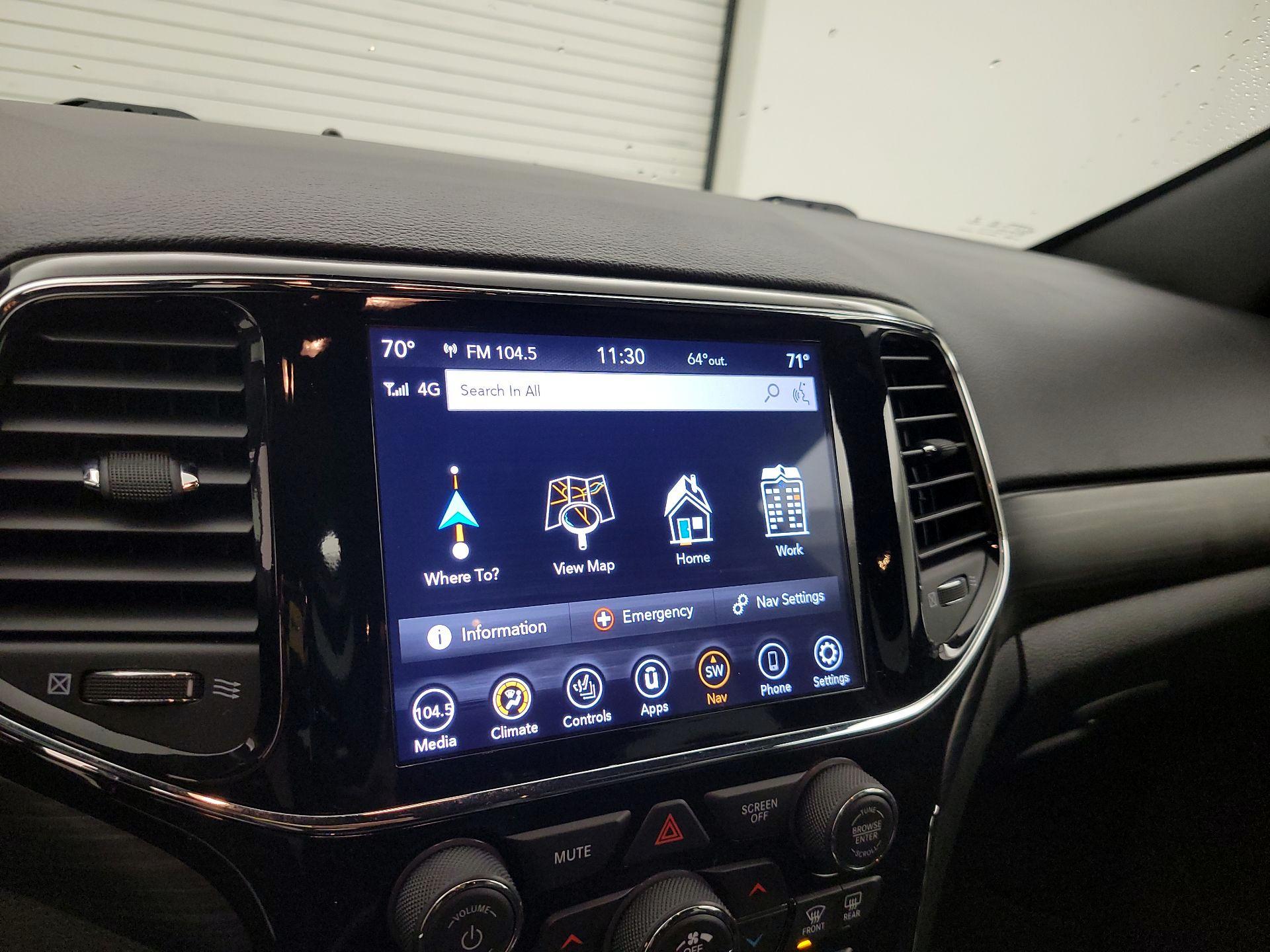 Thumbnail: 2021 Jeep Grand Cherokee - 14