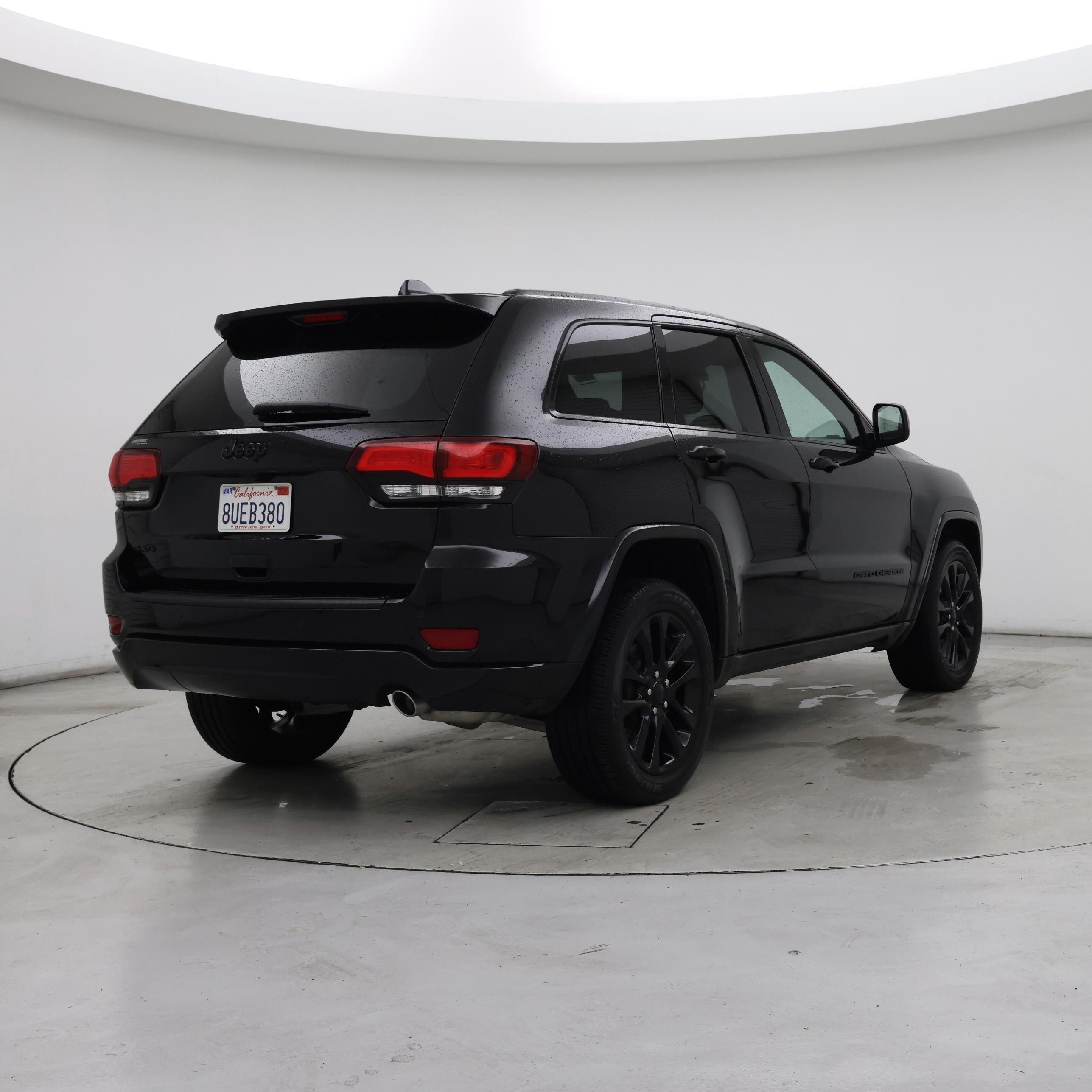 Thumbnail: 2021 Jeep Grand Cherokee - 8
