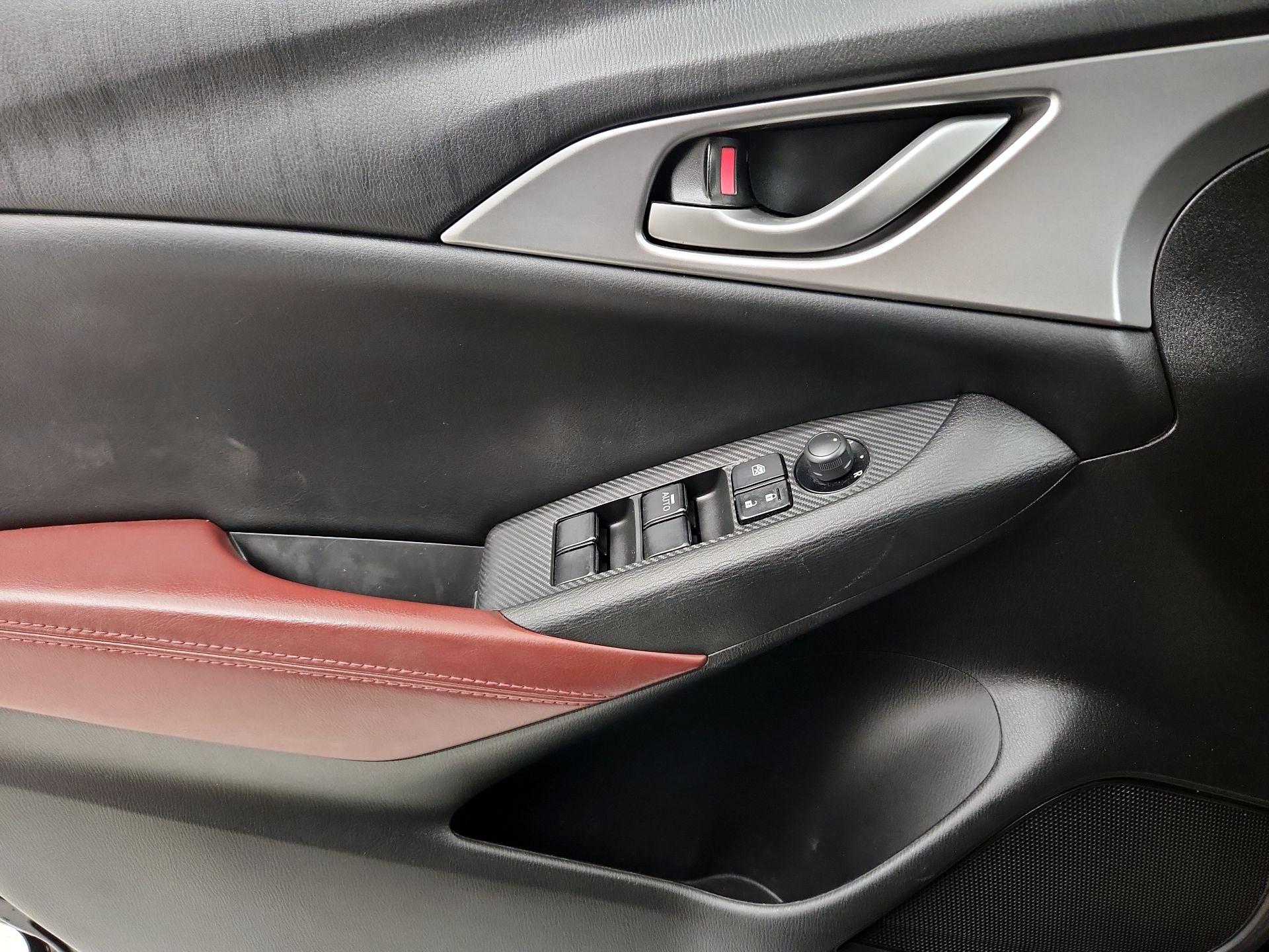 Thumbnail: 2018 Mazda CX-3 - 12