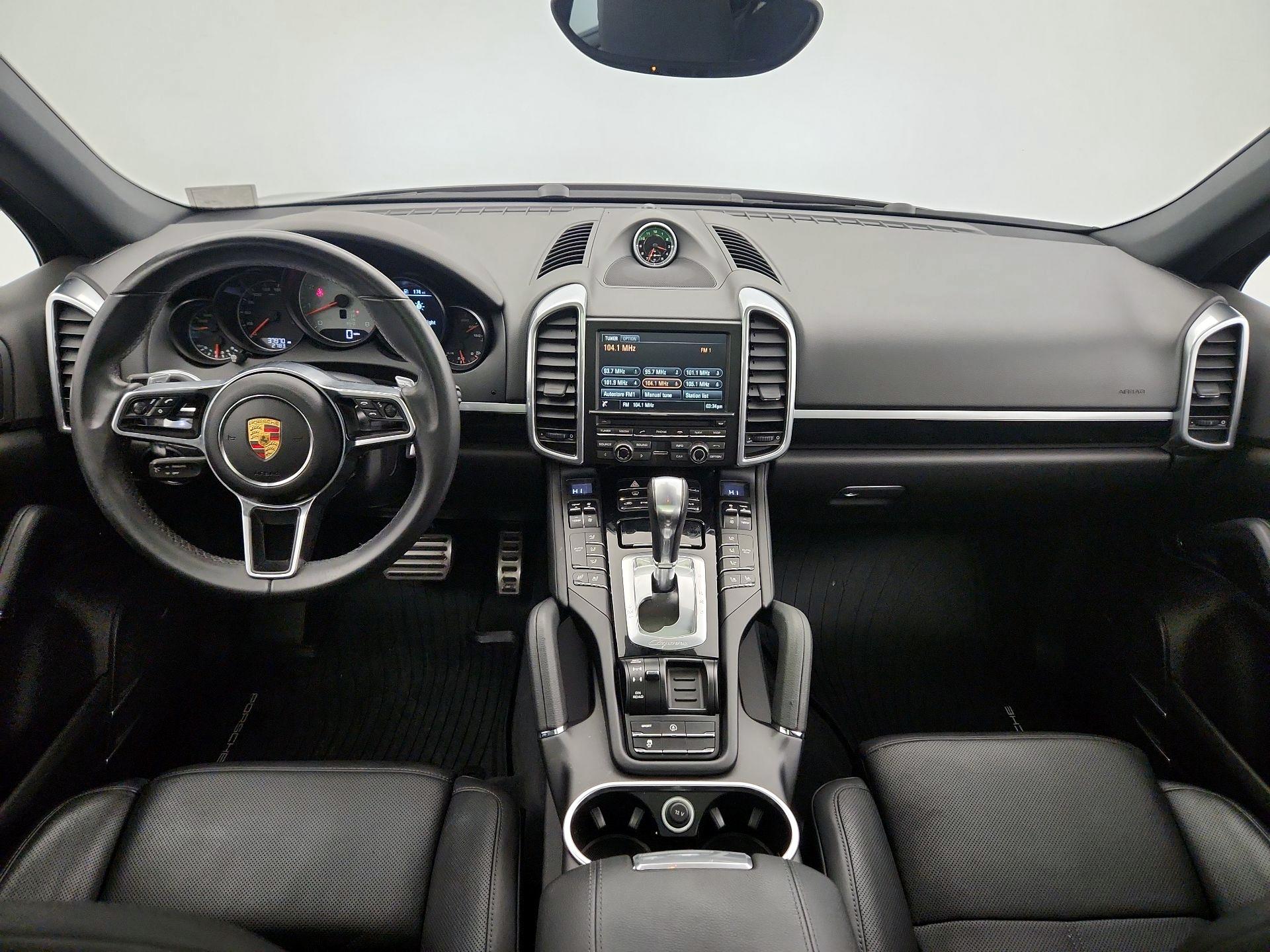 Thumbnail: 2015 Porsche Cayenne - 9
