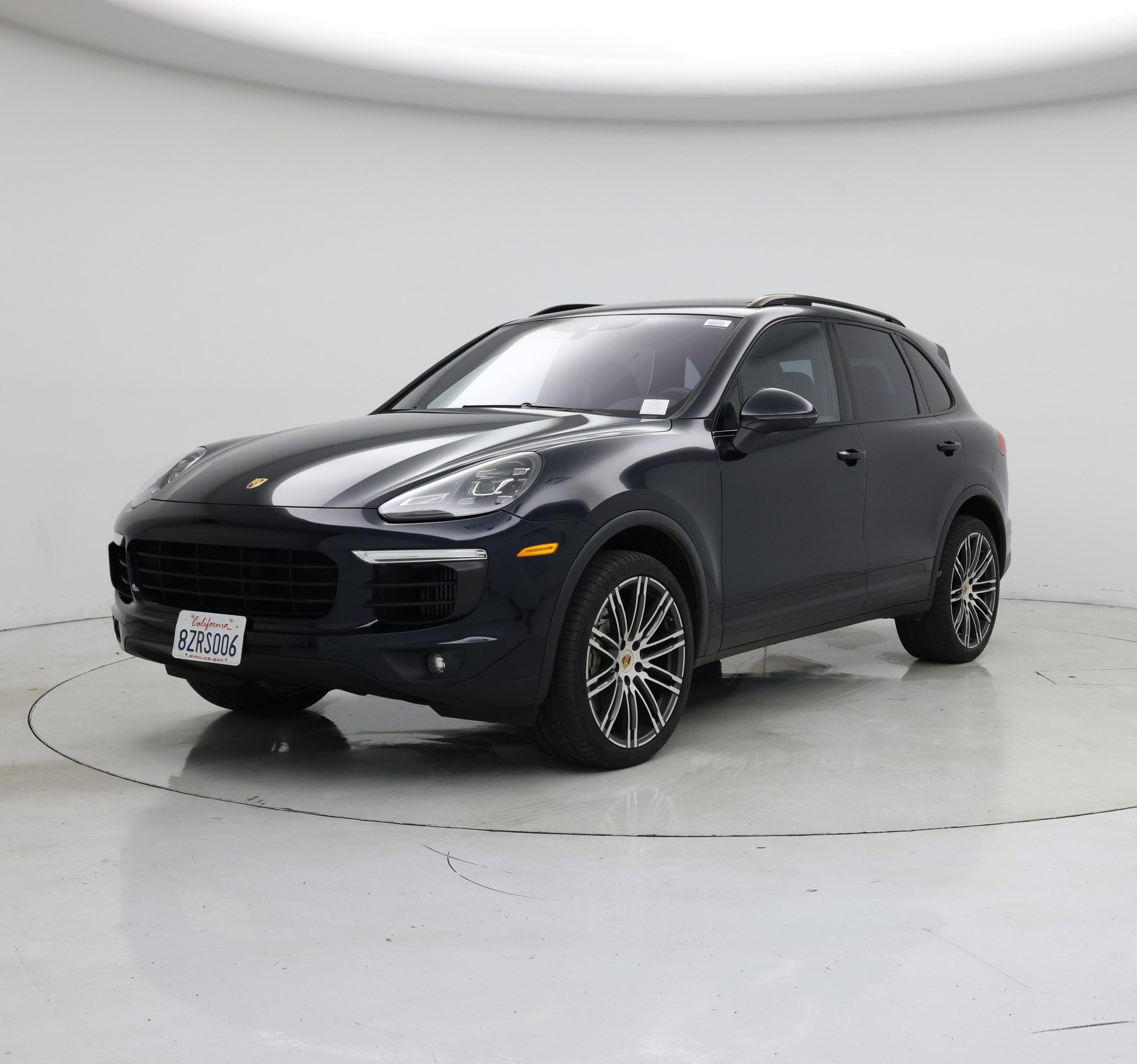 Thumbnail: 2015 Porsche Cayenne - 4