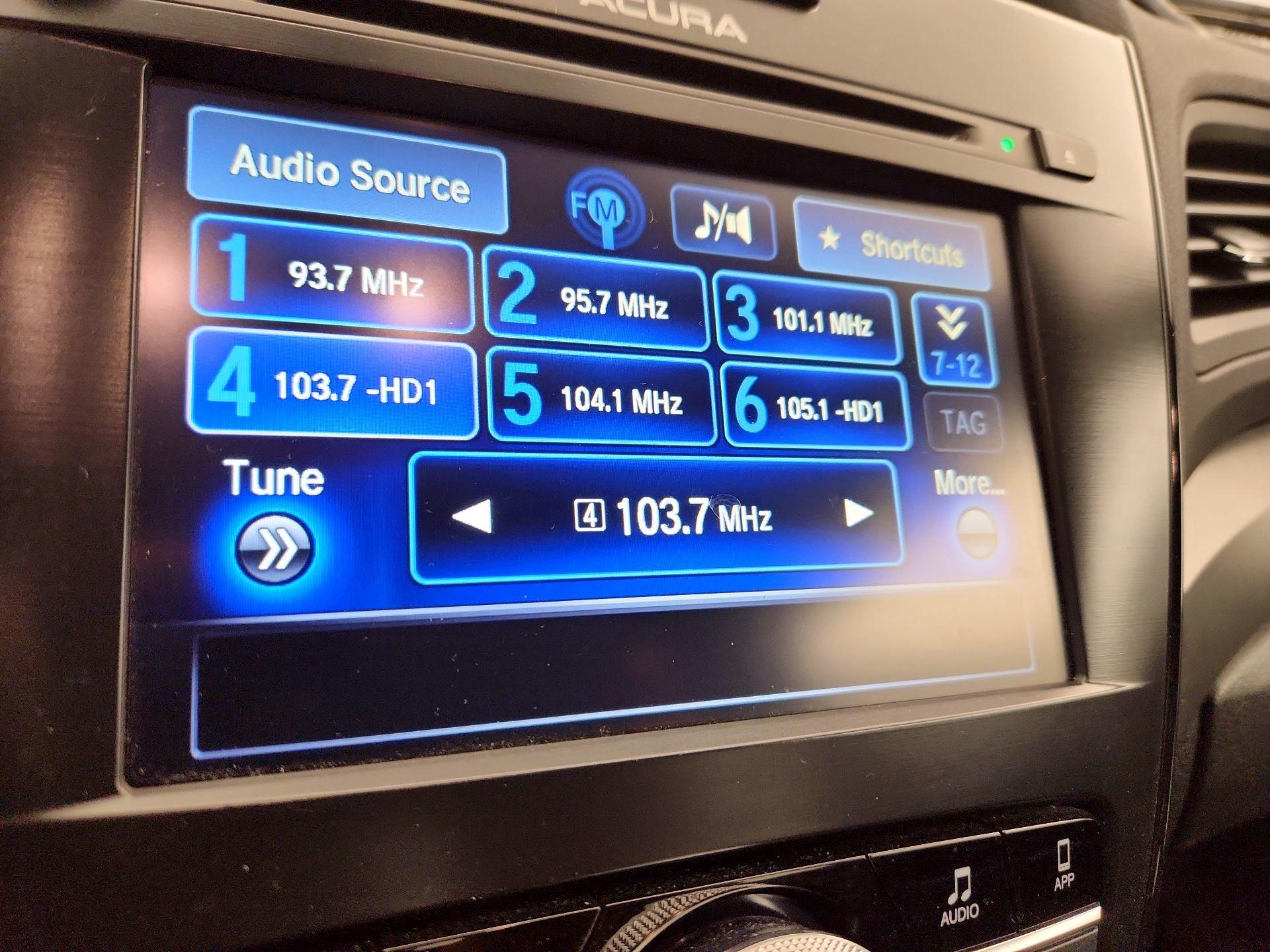 Thumbnail: 2018 Acura ILX - 15