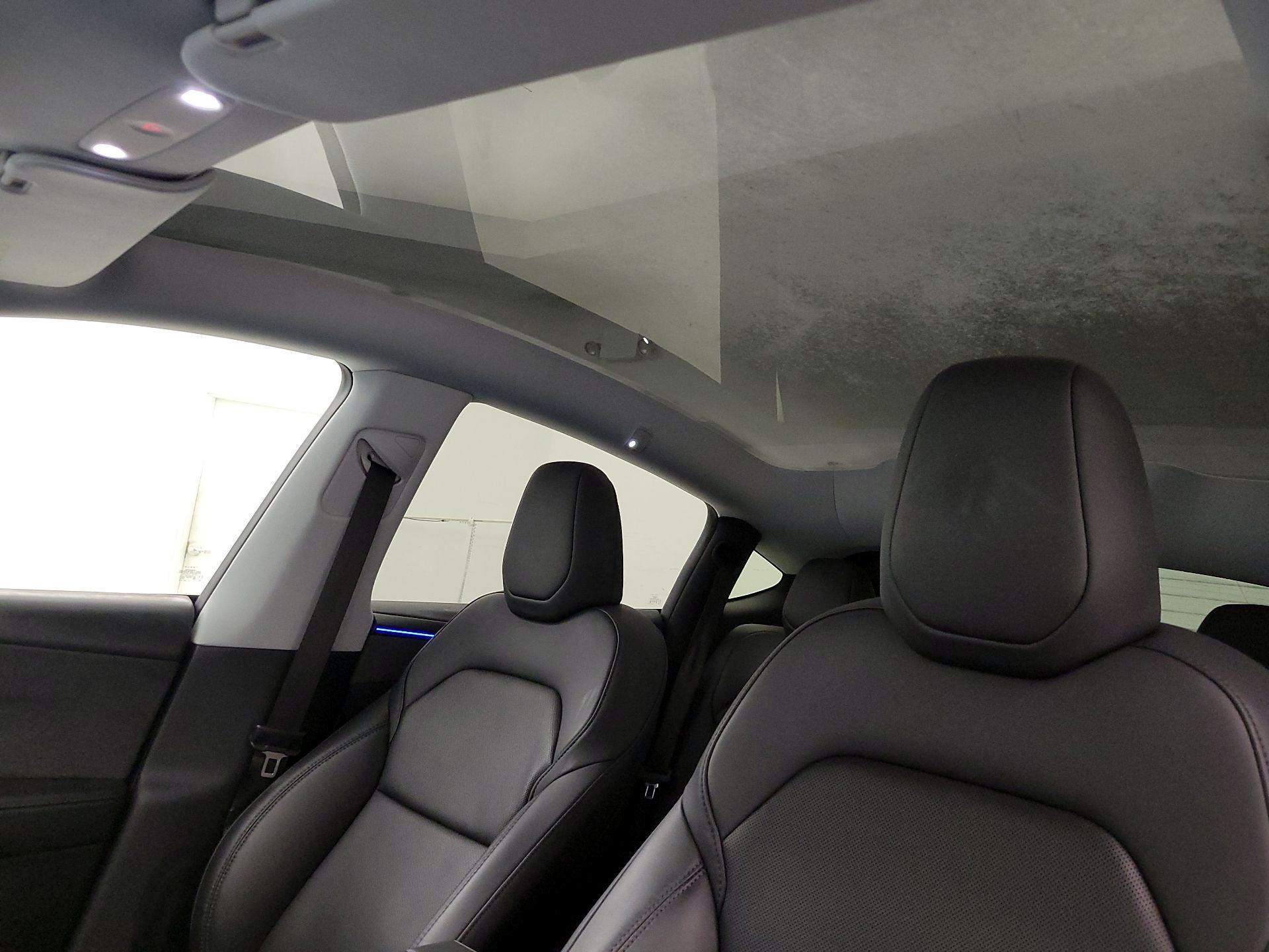 Thumbnail: 2026 Tesla Model Y - 18