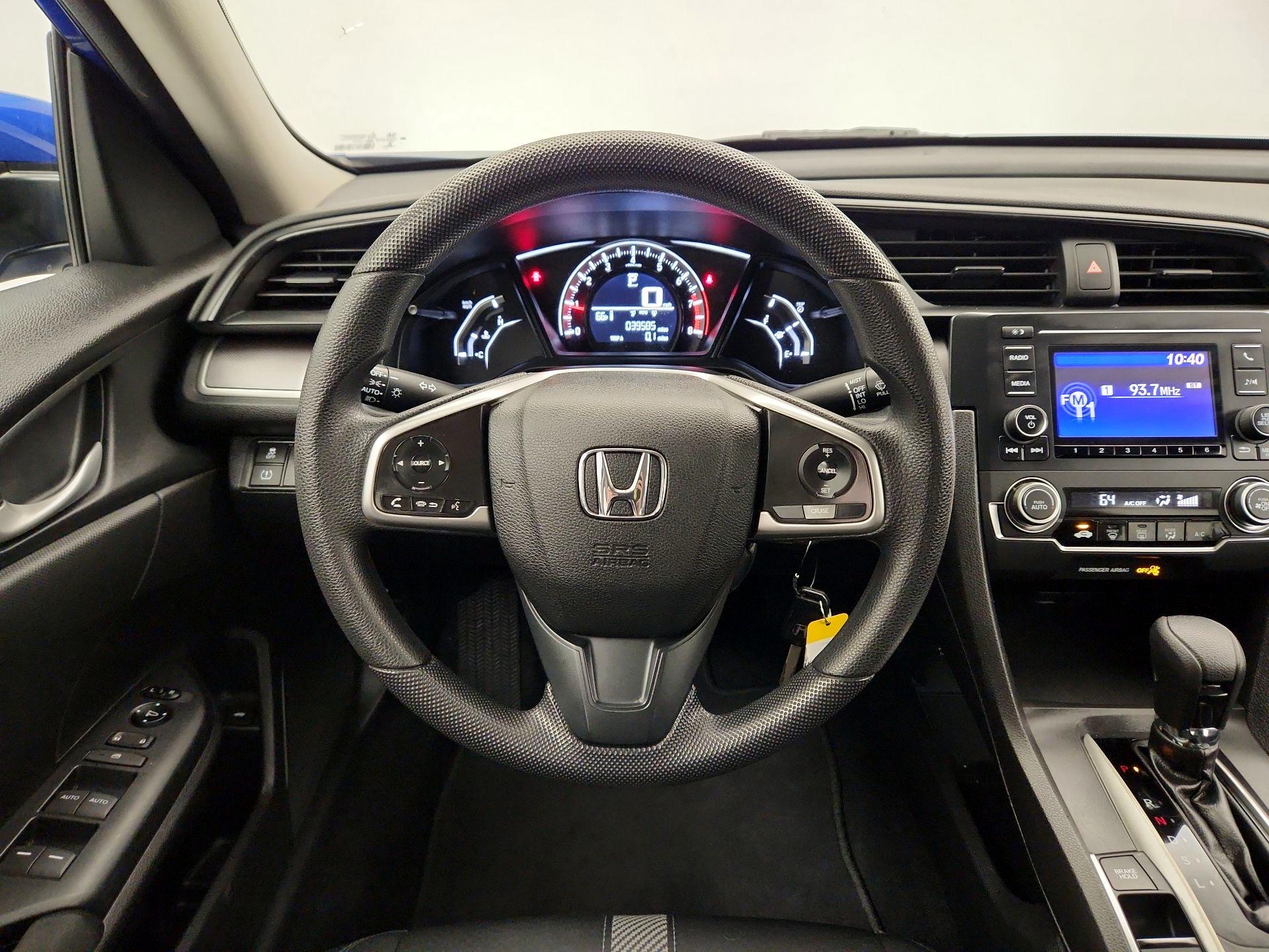 Thumbnail: 2016 Honda Civic - 10