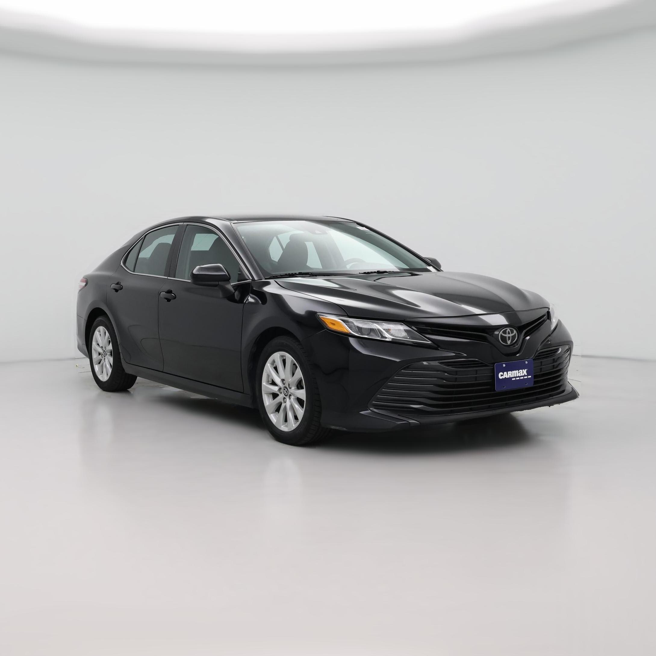 Thumbnail: 2019 Toyota Camry - 1