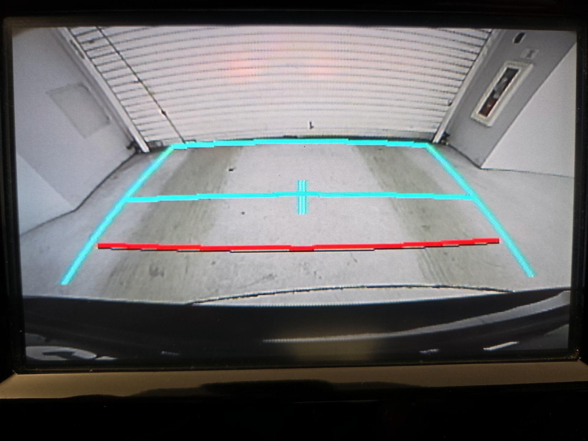 Thumbnail: 2019 Toyota Camry - 14