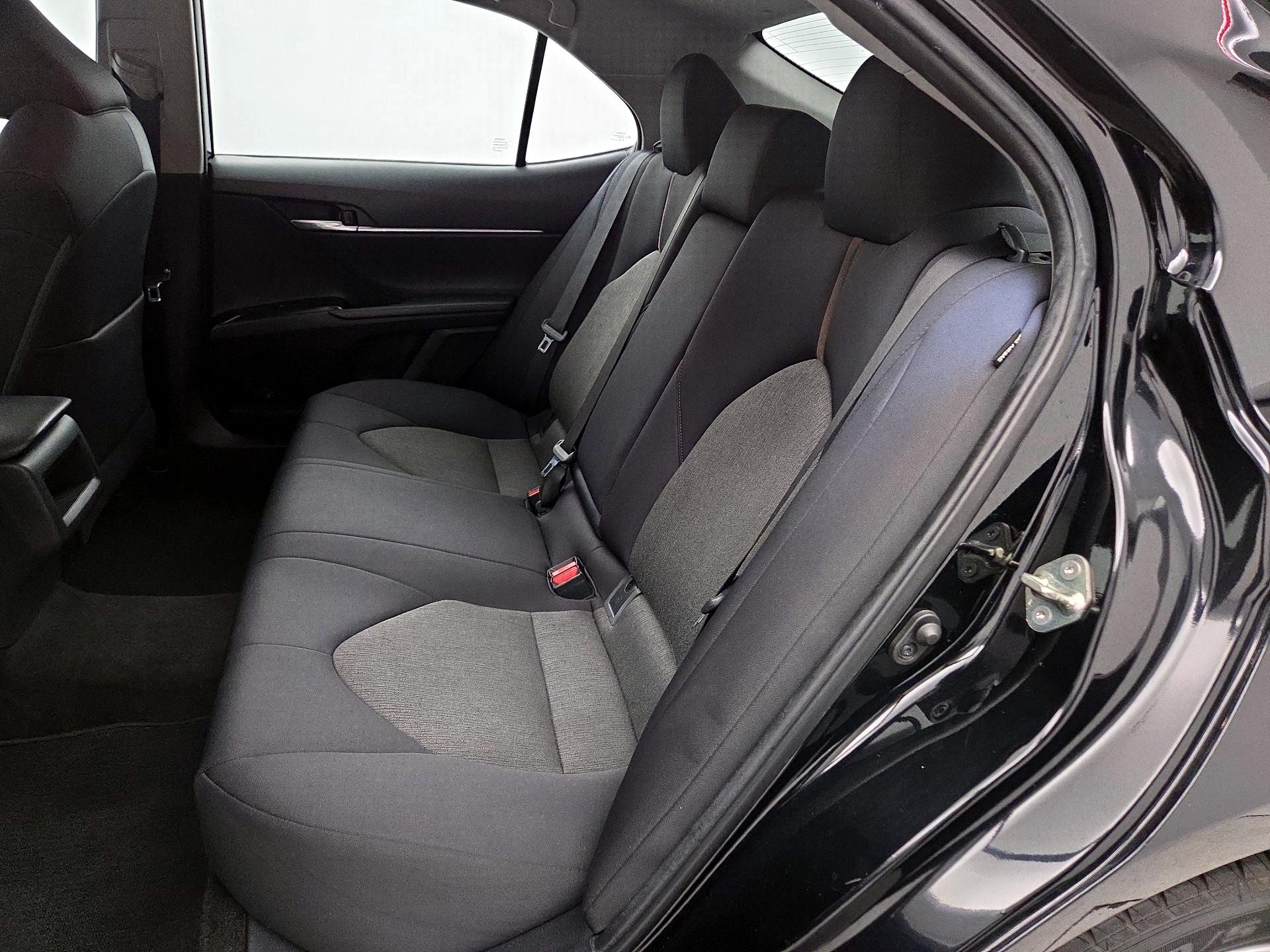 Thumbnail: 2019 Toyota Camry - 19