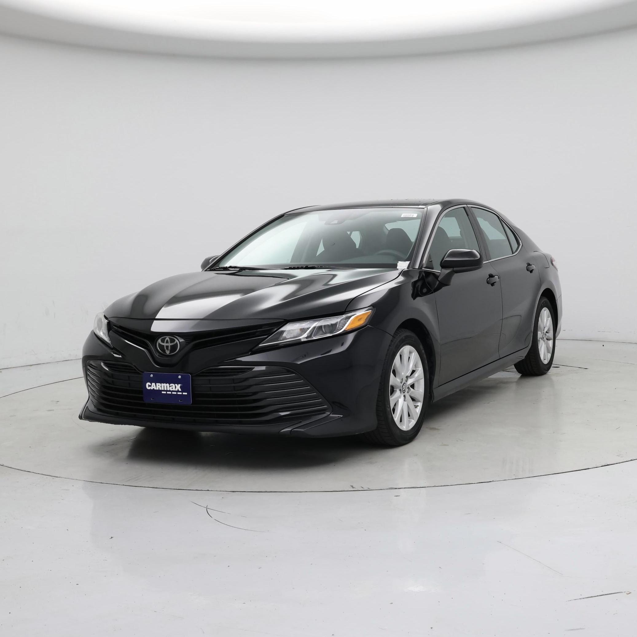 Thumbnail: 2019 Toyota Camry - 4