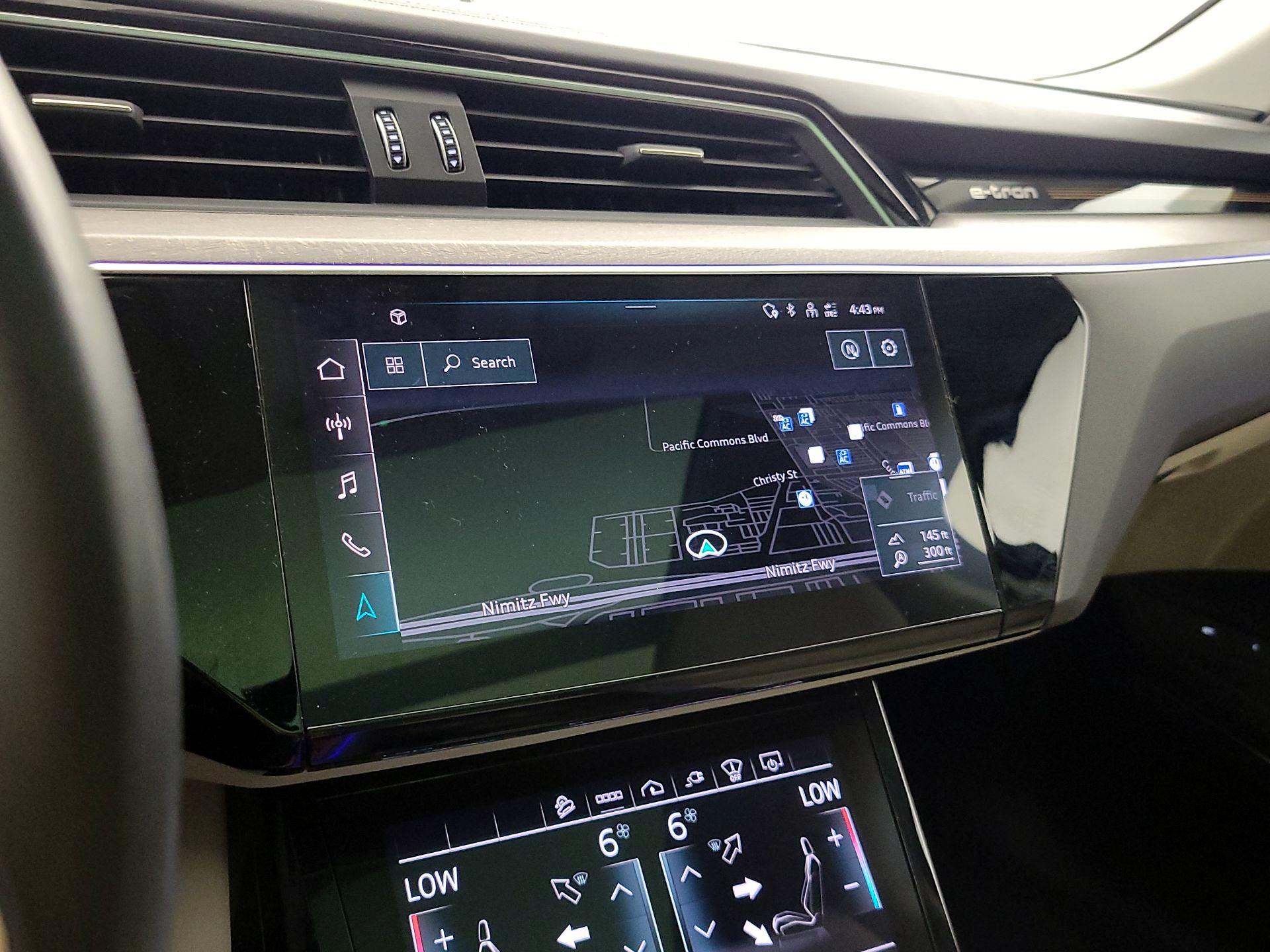 Thumbnail: 2021 Audi e-tron S - 14