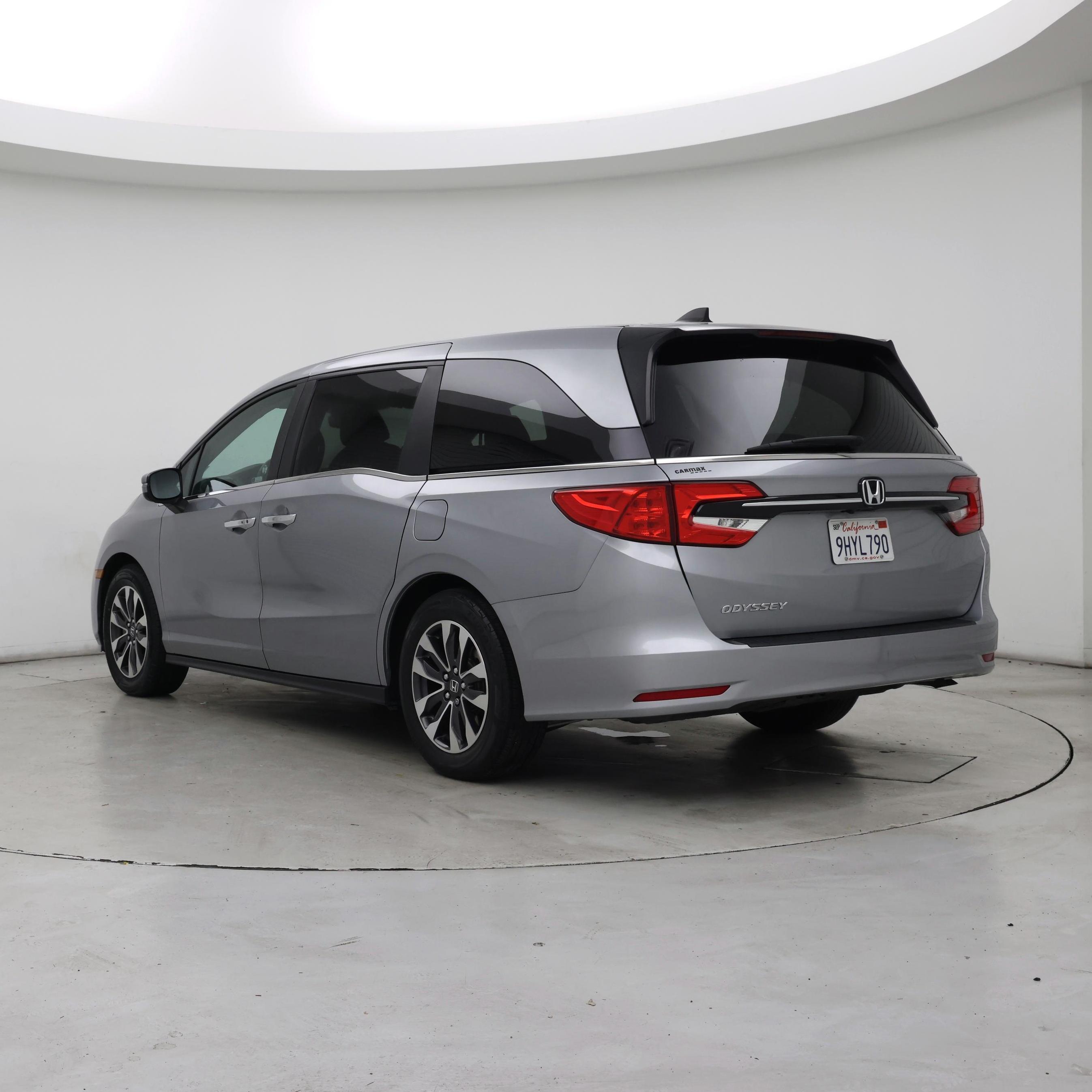 Thumbnail: 2023 Honda Odyssey - 2