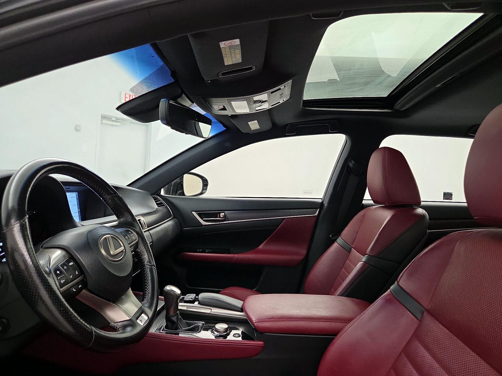 Thumbnail: 2018 Lexus GS - 20