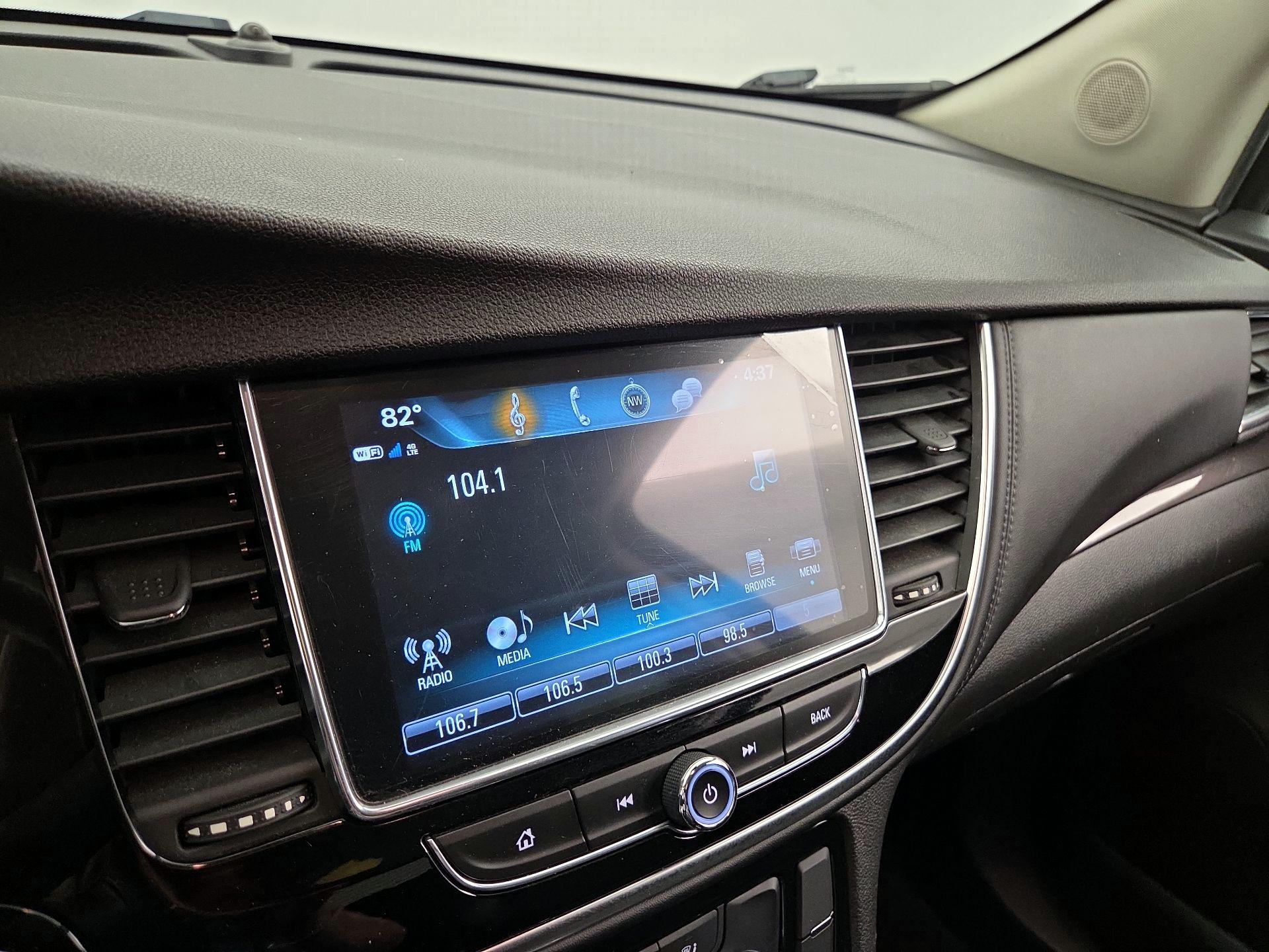 Thumbnail: 2018 Buick Encore - 15