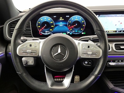 Steering Wheel & Instrument Cluster (On)