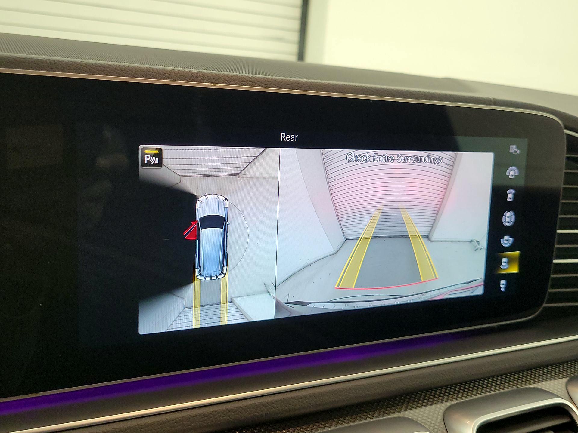 Thumbnail: 2021 Mercedes-Benz GLS - 15