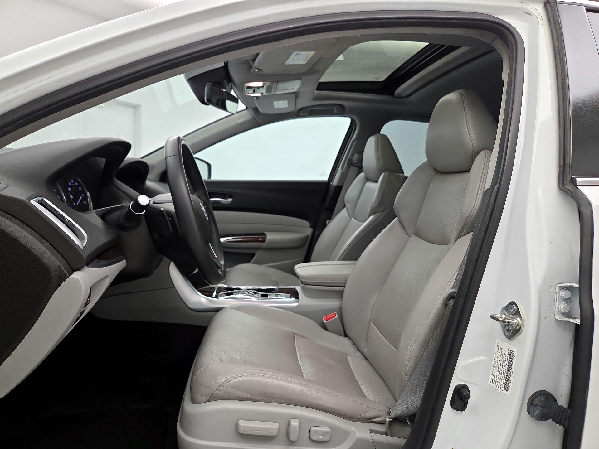 Thumbnail: 2016 Acura TLX - 11