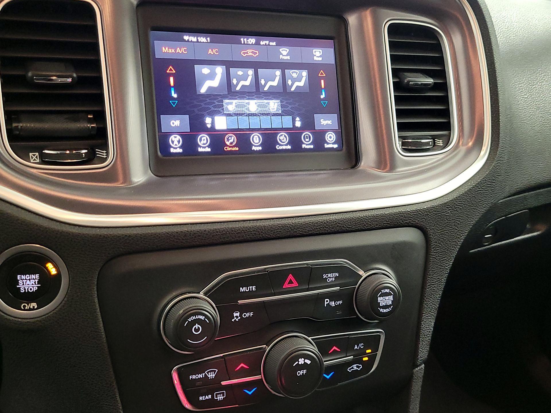 Thumbnail: 2021 Dodge Charger - 16