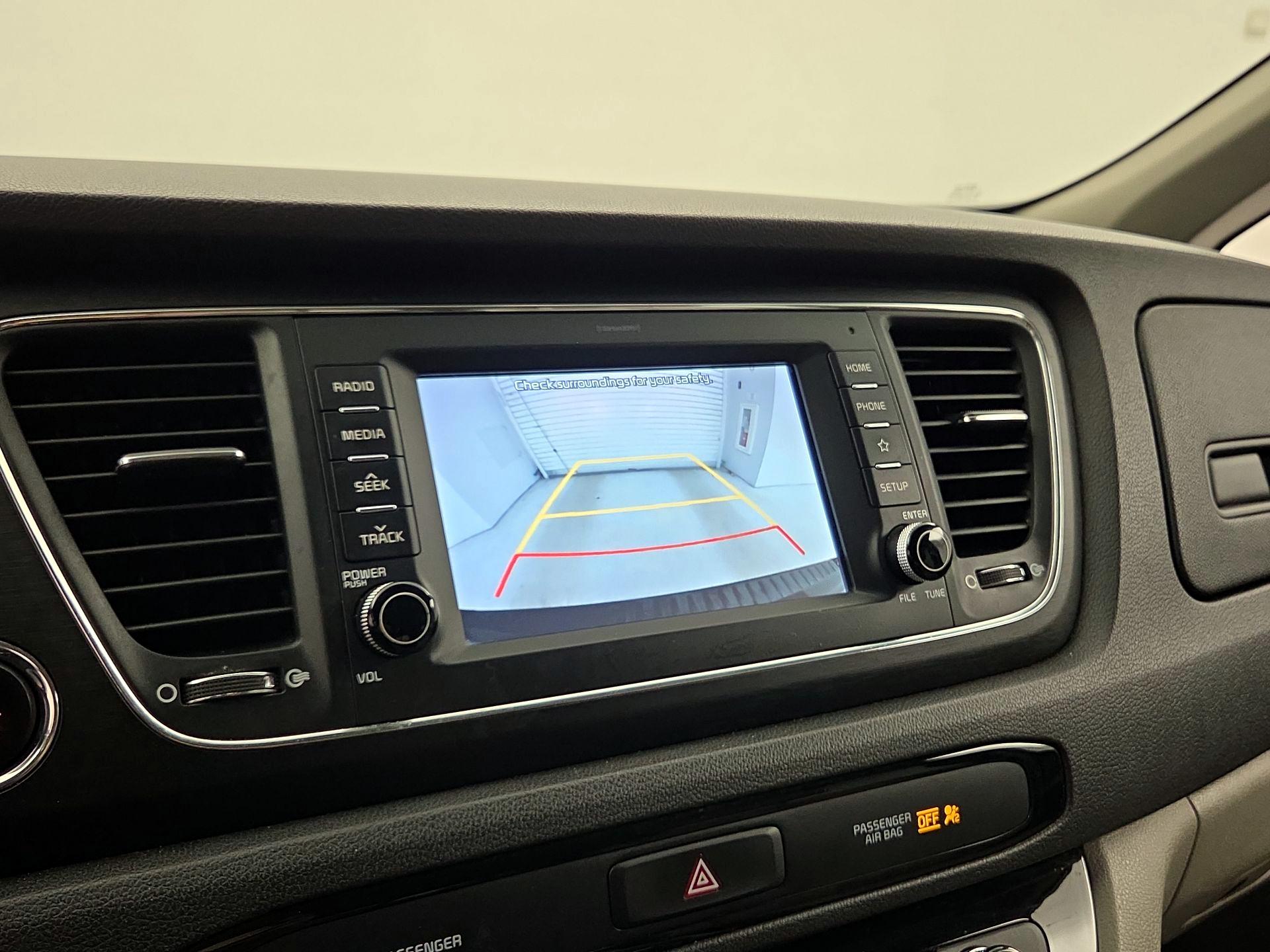 Thumbnail: 2020 Kia Sedona - 14