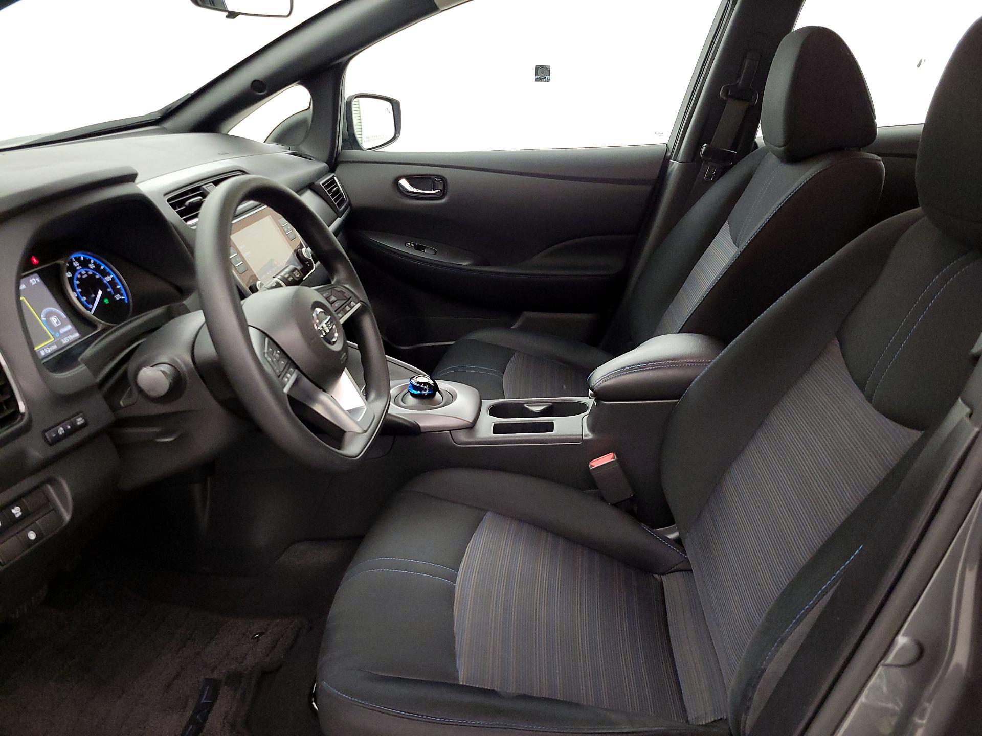 Thumbnail: 2020 Nissan Leaf - 11