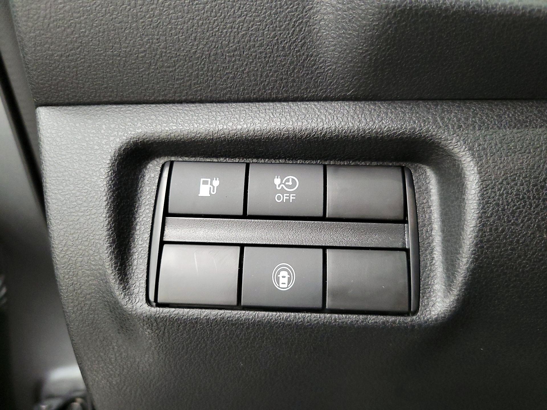 Thumbnail: 2020 Nissan Leaf - 13