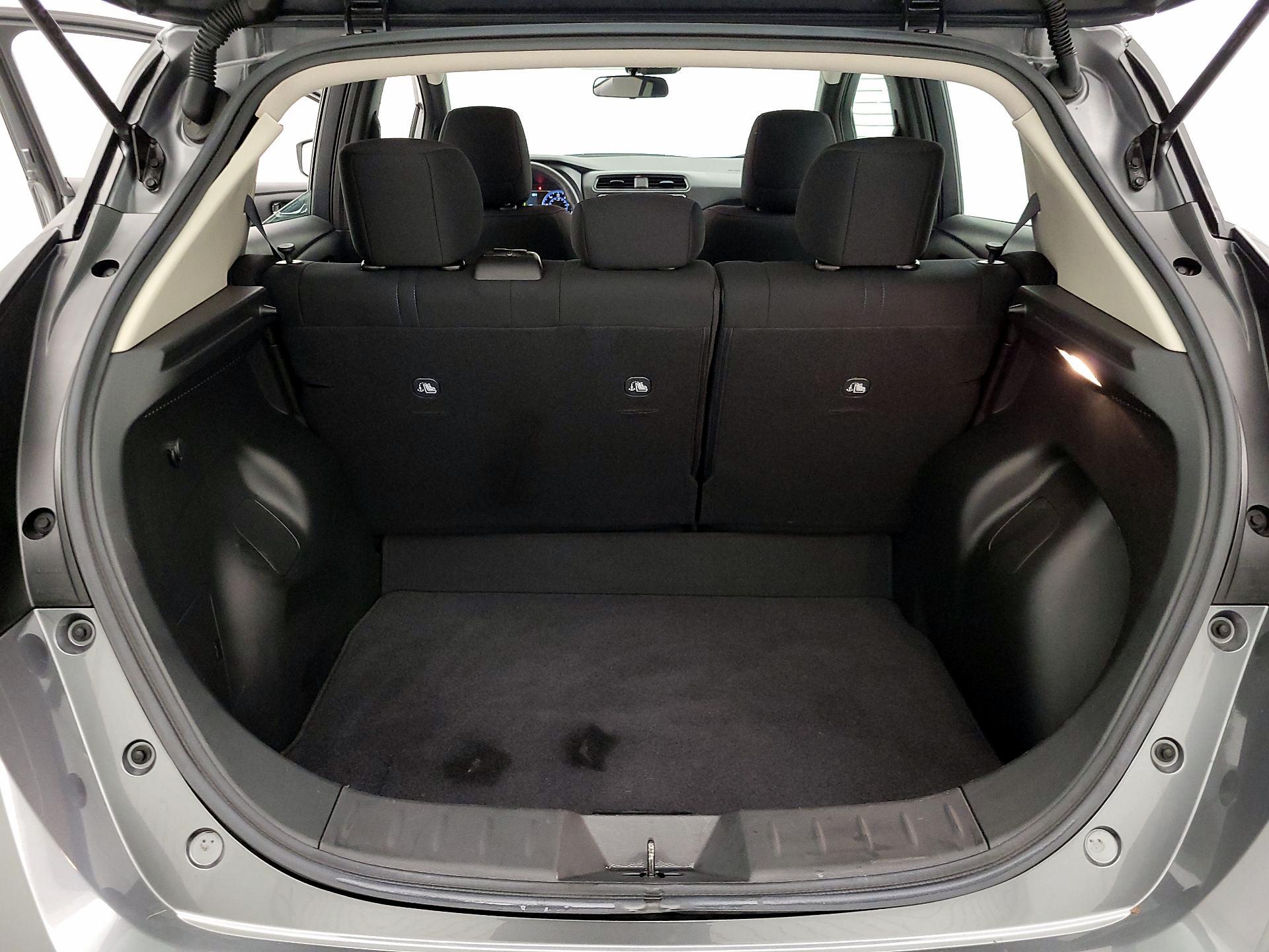 Thumbnail: 2020 Nissan Leaf - 20