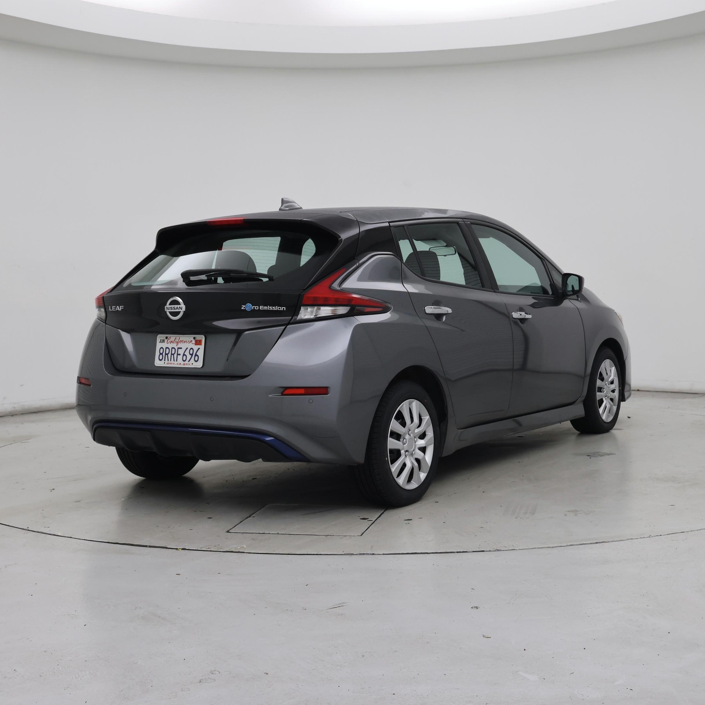 Thumbnail: 2020 Nissan Leaf - 8