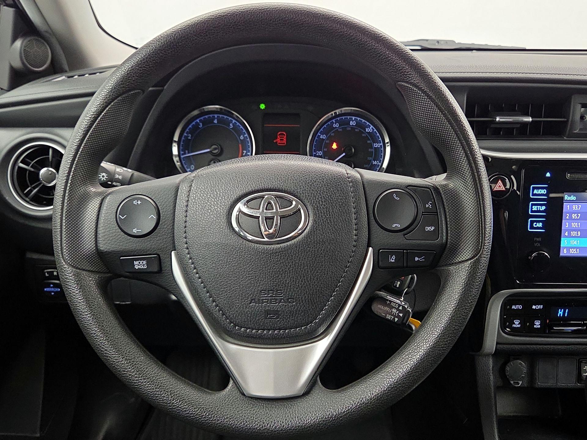 Thumbnail: 2019 Toyota Corolla - 10