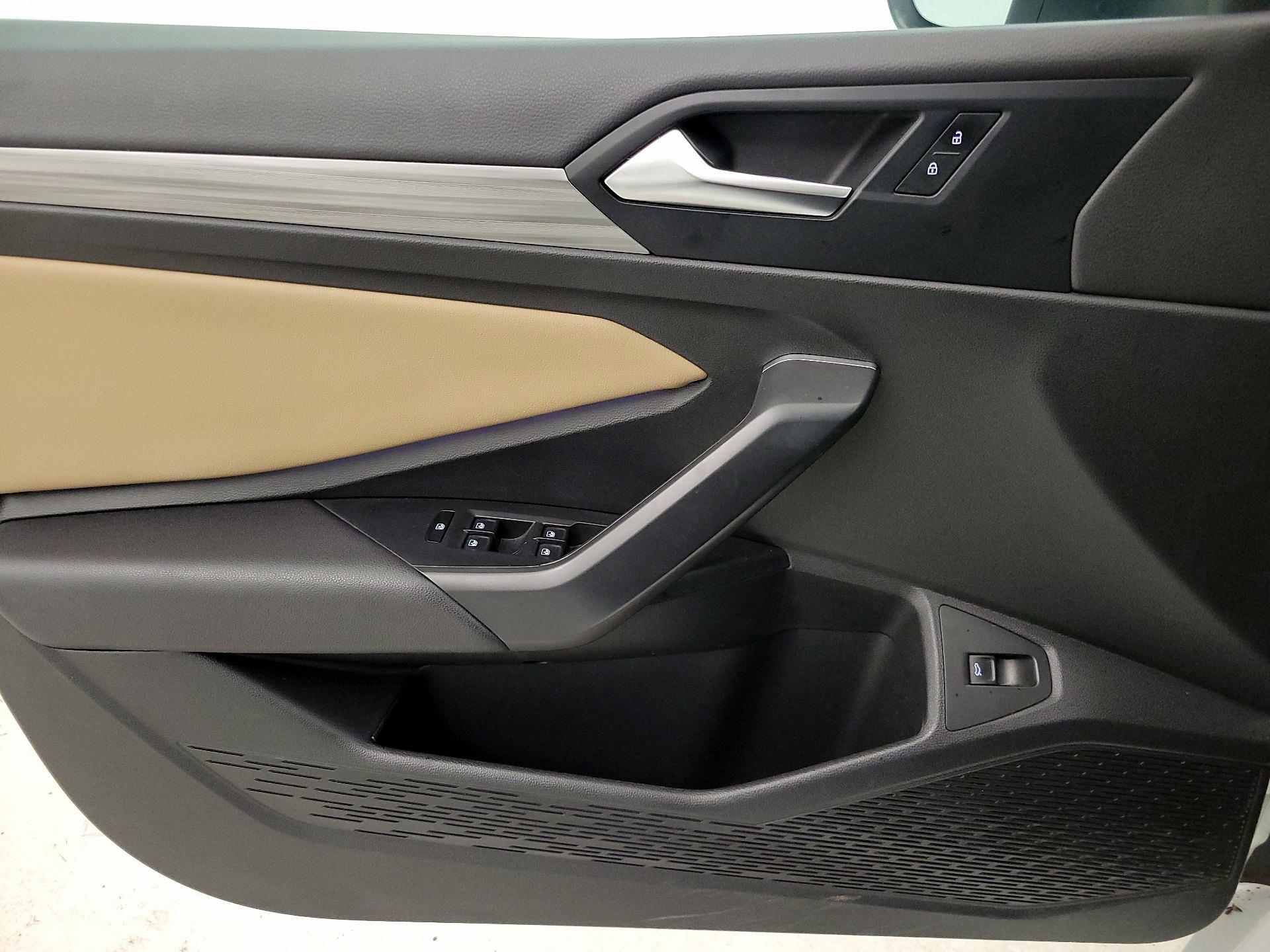 Thumbnail: 2020 Volkswagen Jetta - 12