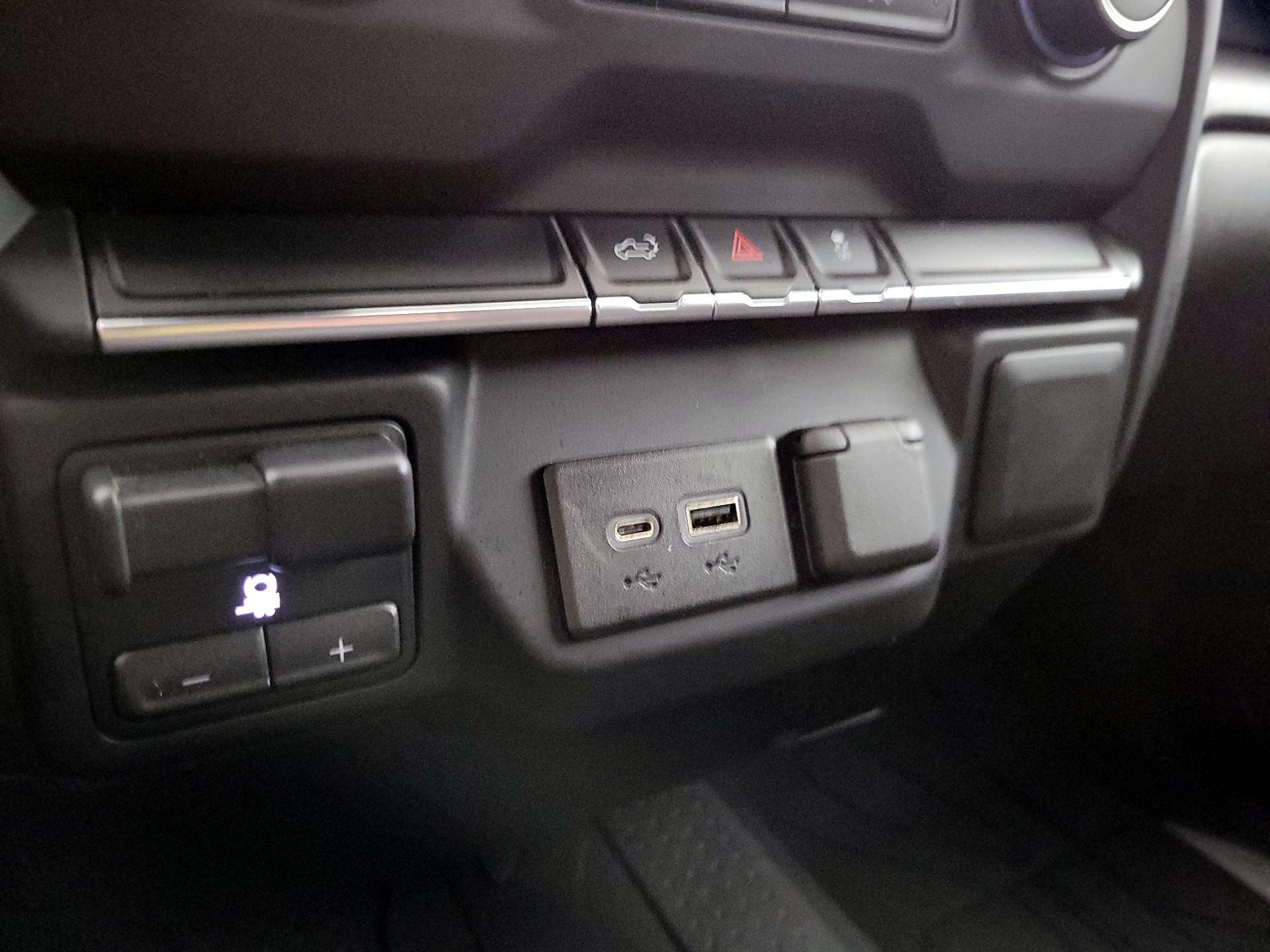 Thumbnail: 2021 Chevrolet Silverado 2500 - 18