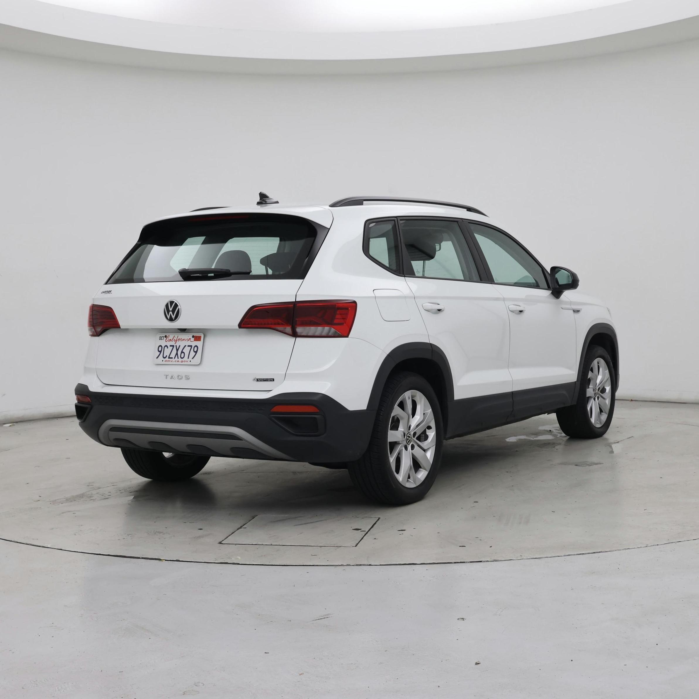 Thumbnail: 2023 Volkswagen Taos - 8