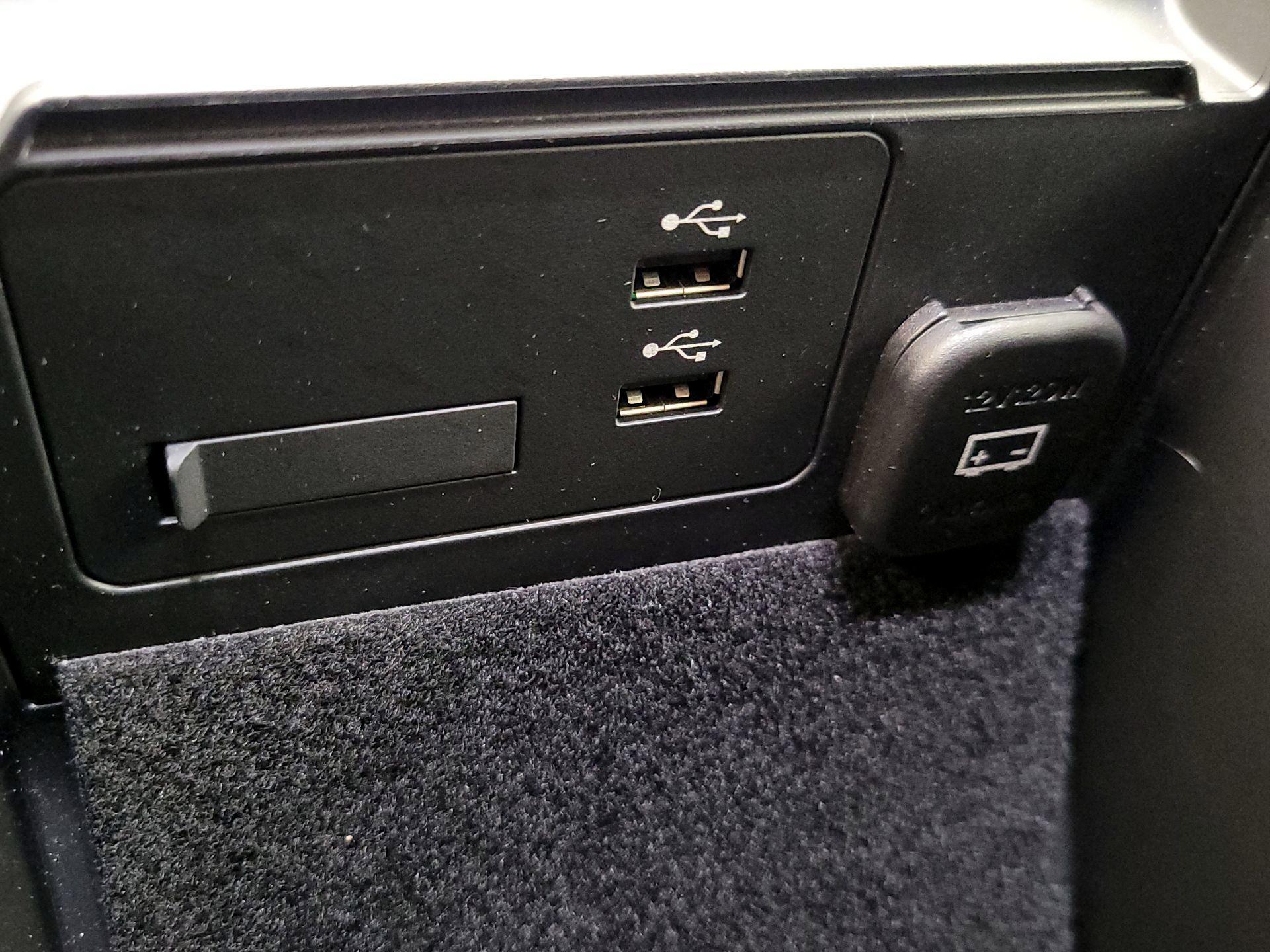 Thumbnail: 2022 Mazda Mazda3 - 19