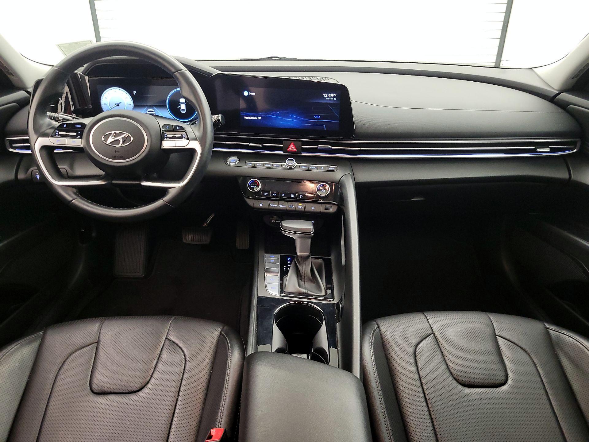 Thumbnail: 2022 Hyundai Elantra - 9