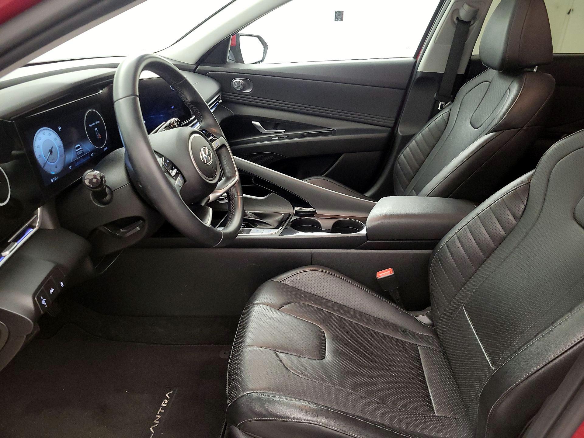 Thumbnail: 2022 Hyundai Elantra - 11