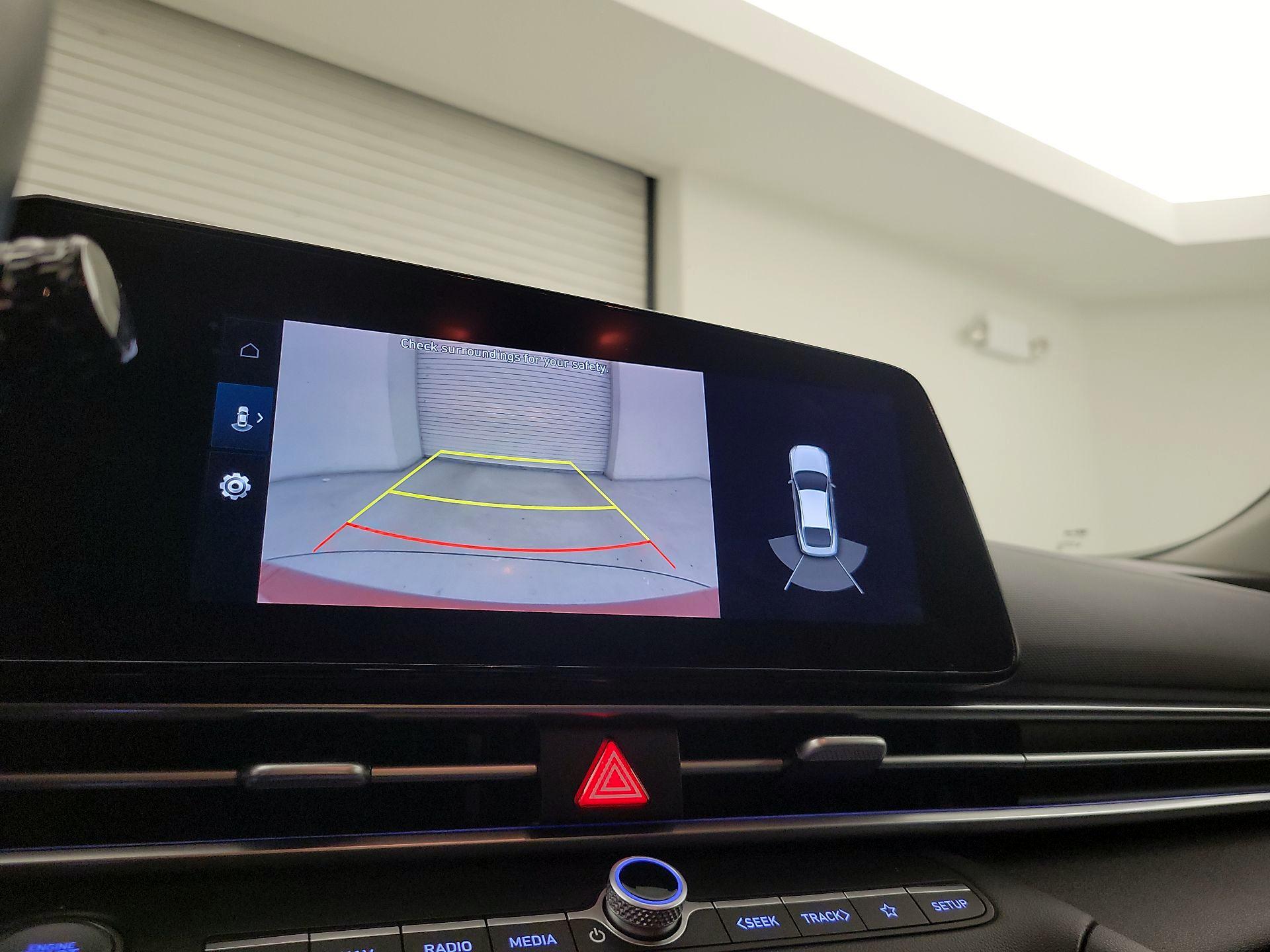 Thumbnail: 2022 Hyundai Elantra - 15