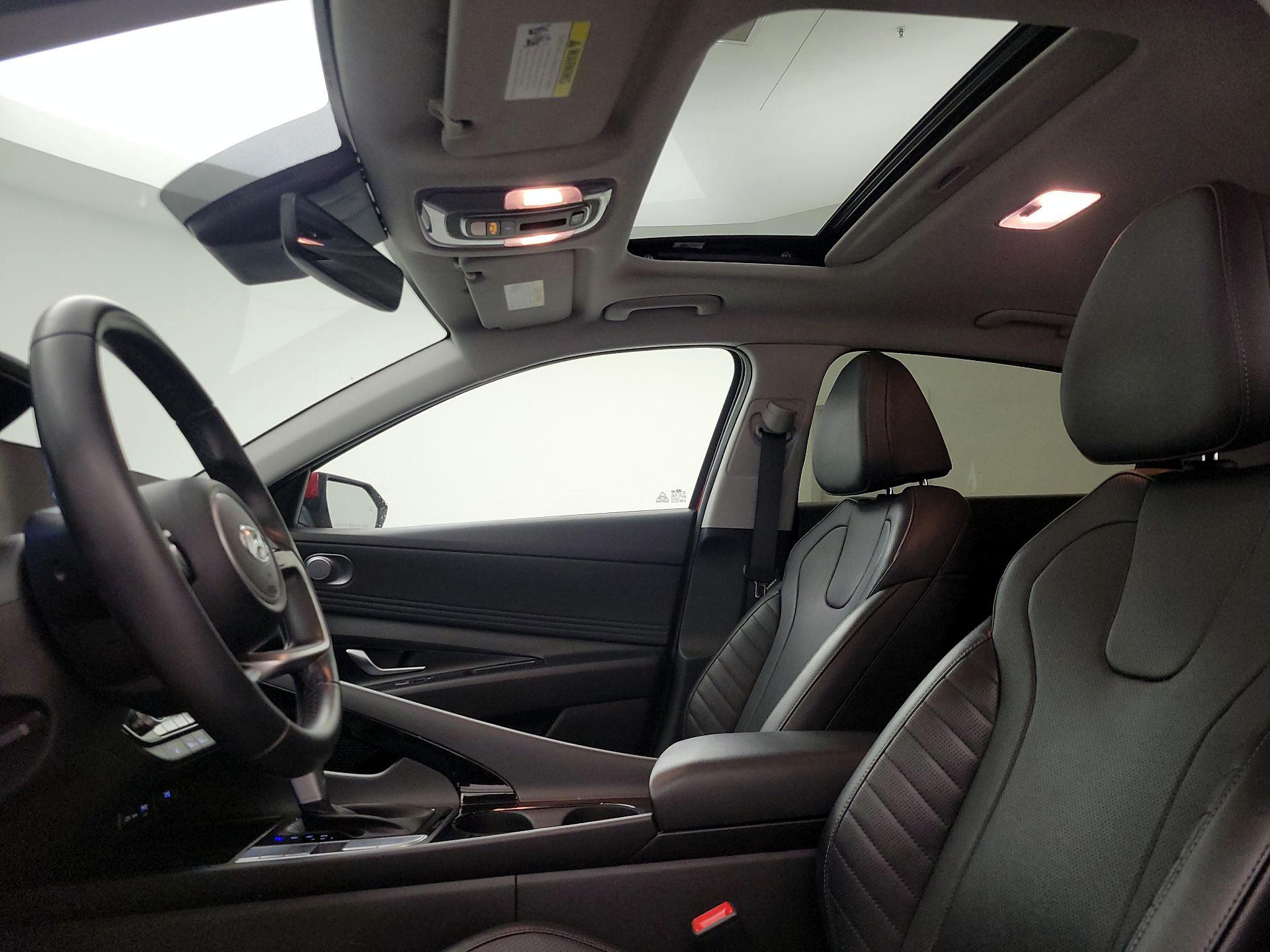 Thumbnail: 2022 Hyundai Elantra - 20