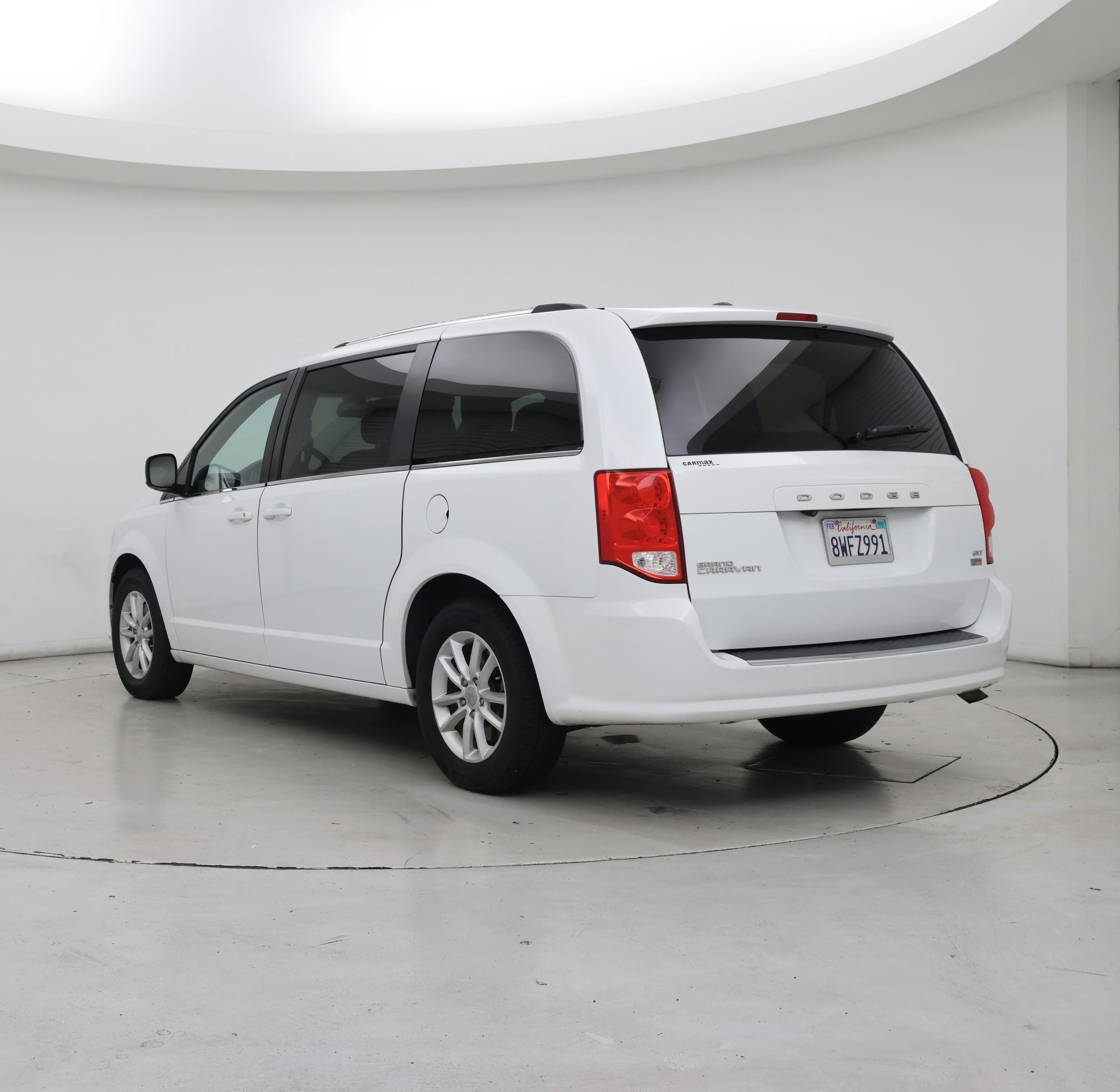 Thumbnail: 2019 Dodge Grand Caravan - 2